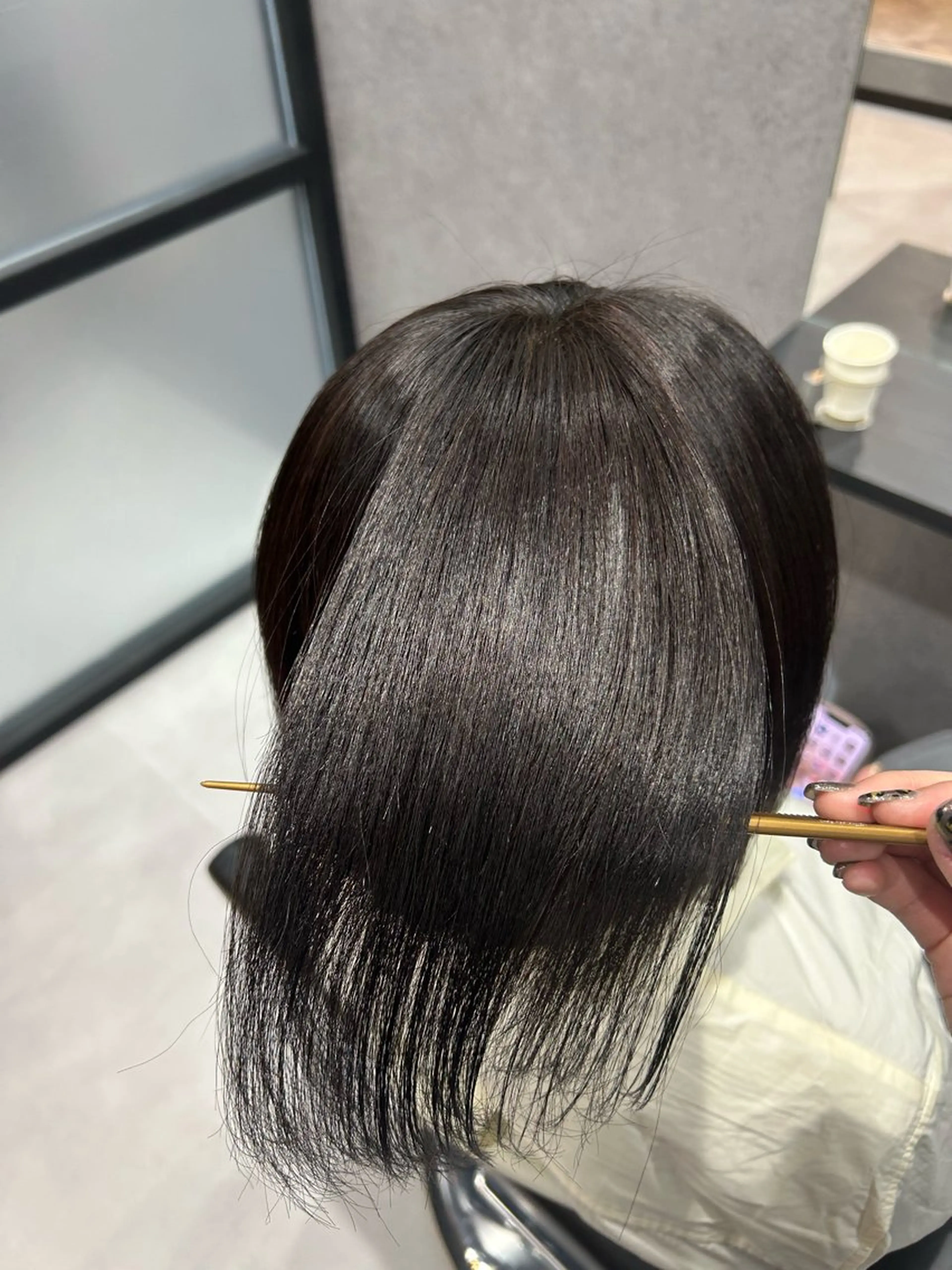 ショート カラー 佐野 彩音のヘアスタイル