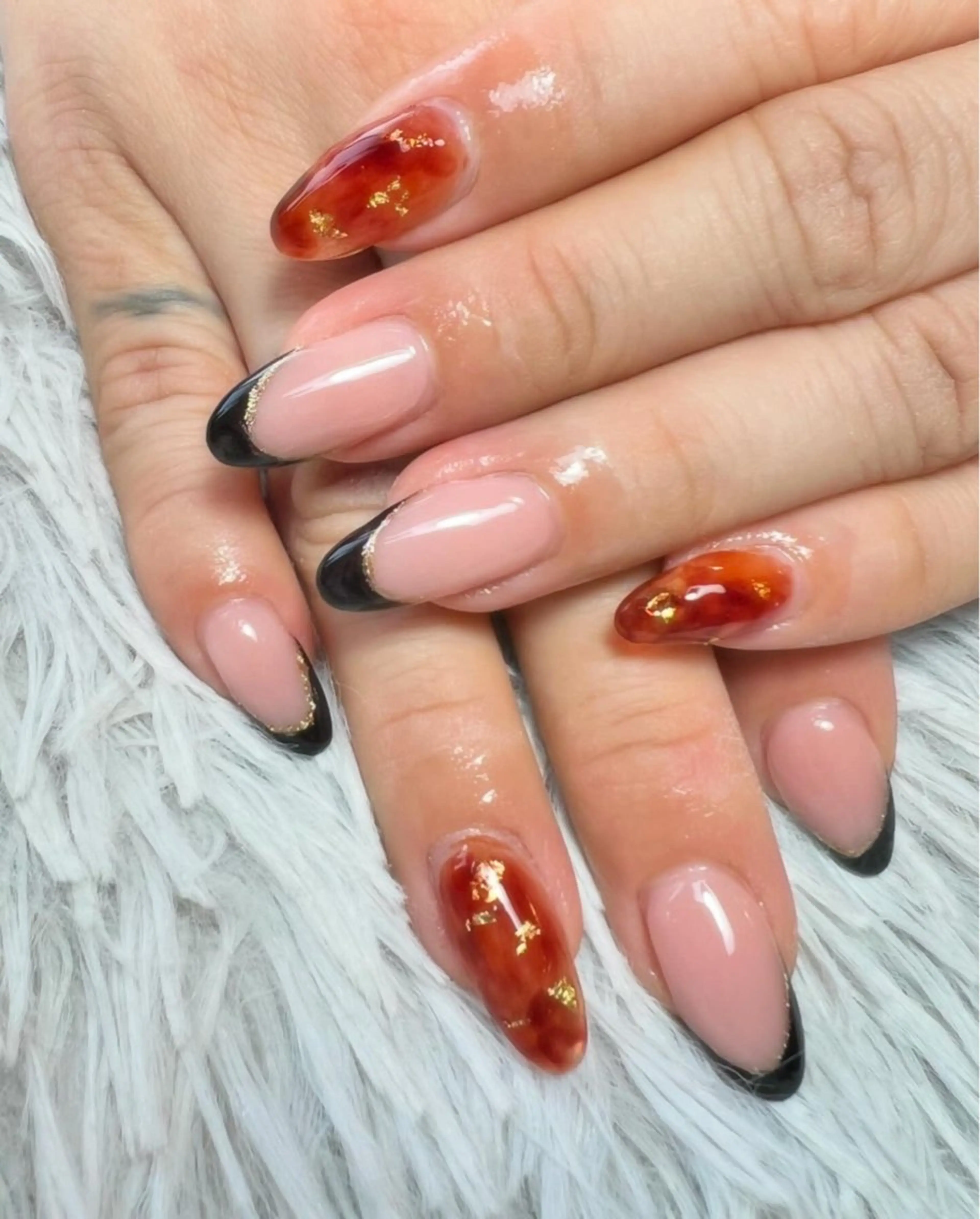 ネイル べっ甲ネイル フレンチネイル スカルプネイル ハンドネイル シェヌネイル JURAのネイルデザイン