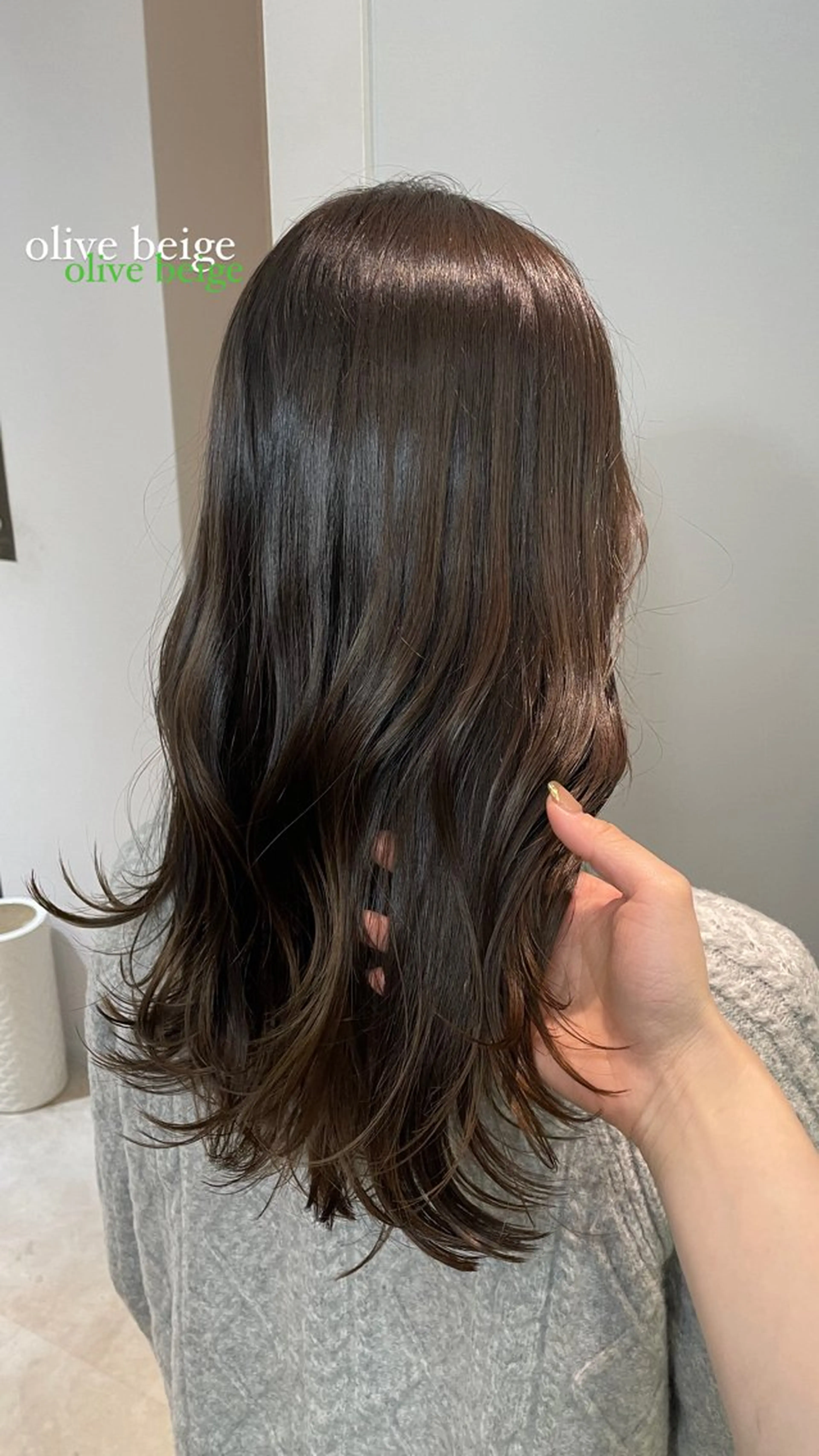 セミロング カラー カット ヘアカラー ayano / 透明感・くすみカラーのヘアスタイル