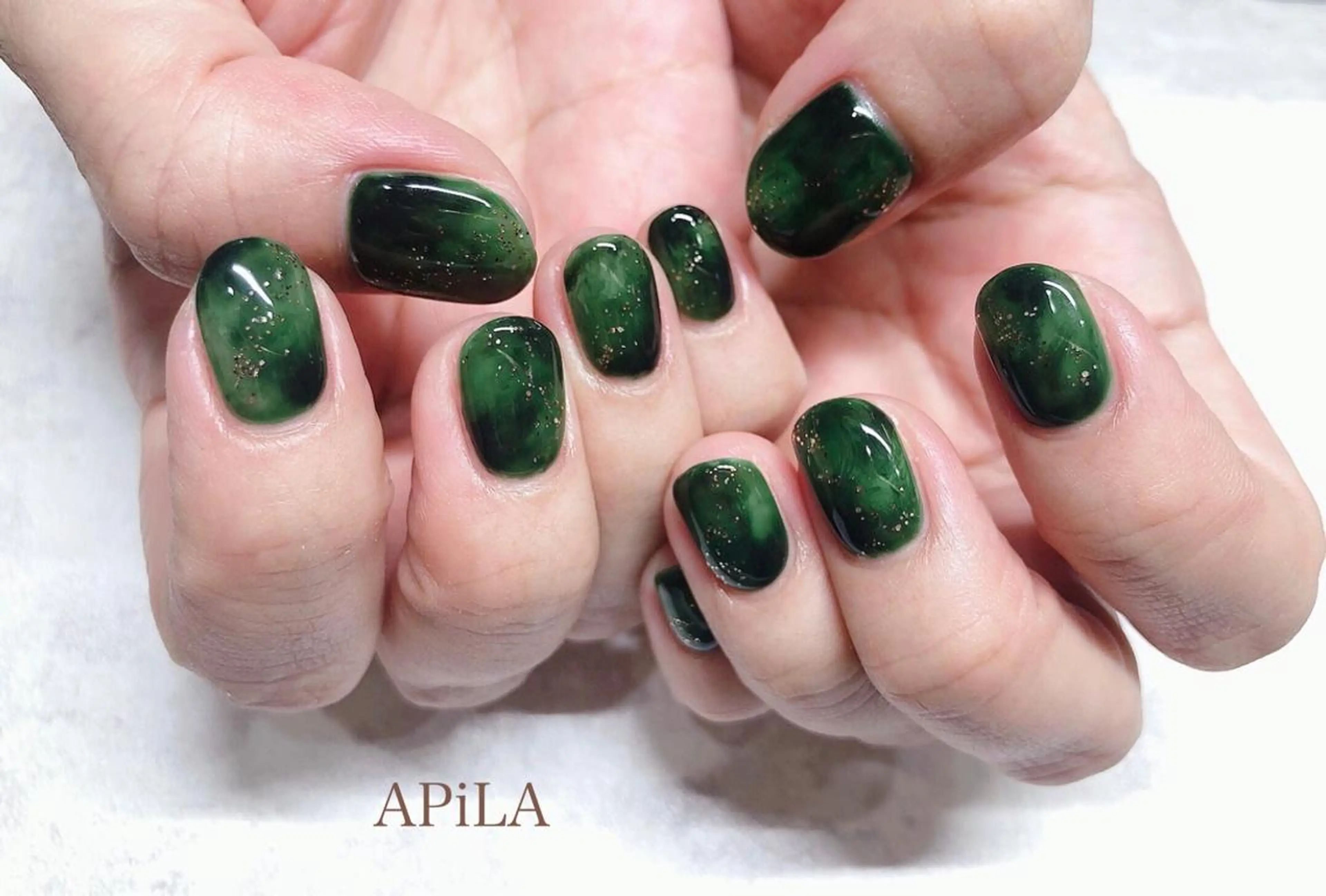 ネイル アートネイル APiLA 甲斐田のネイルデザイン