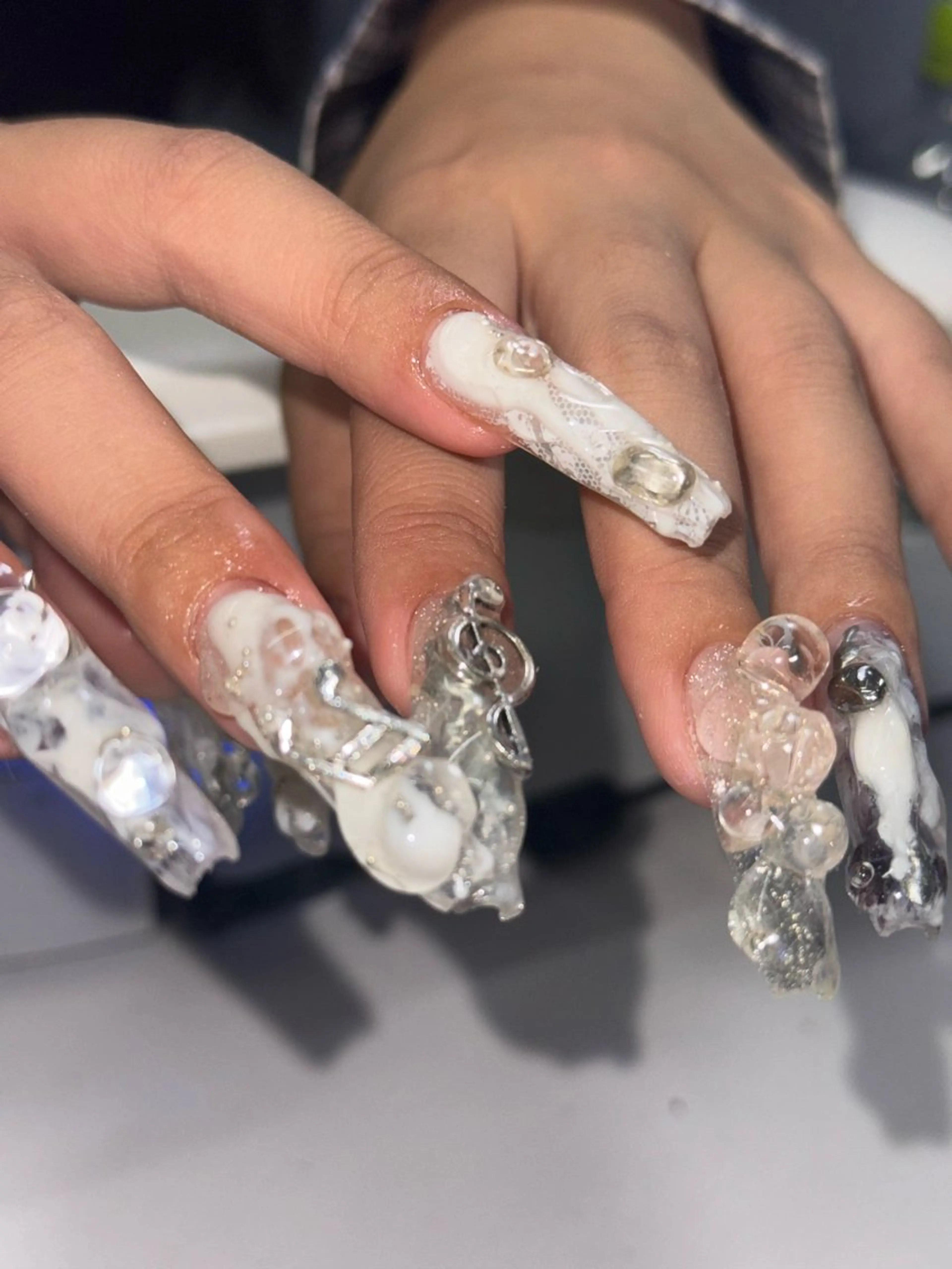 ネイル ハンドネイル Nail Salon L'arc所属・💊大阪/心斎橋 moni🧠のネイルデザイン
