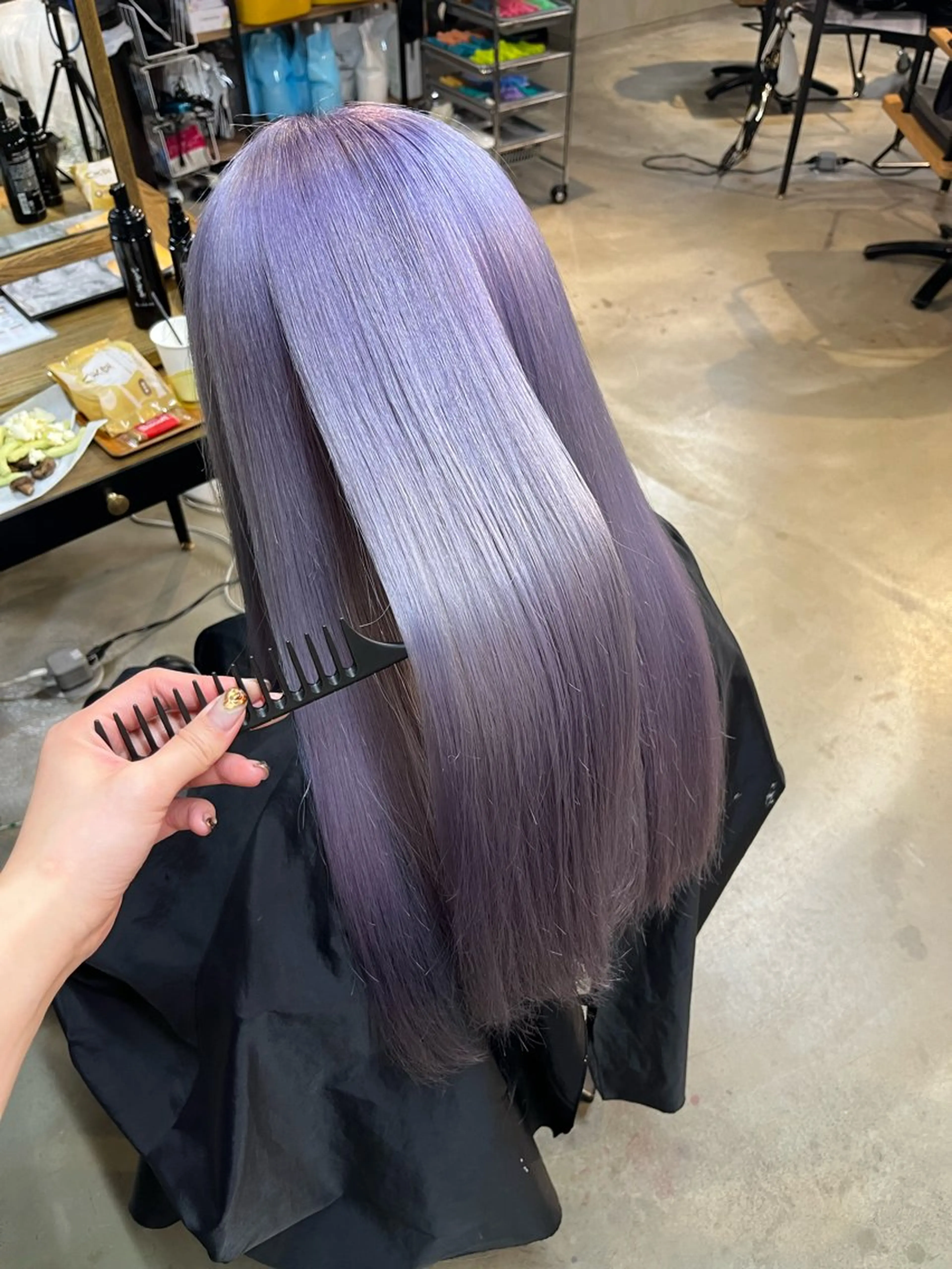 カラー ブリーチ ラベンダーカラー ヘアカラー 本木下朋花/髪質 改善×ダブルカラーのヘアスタイル