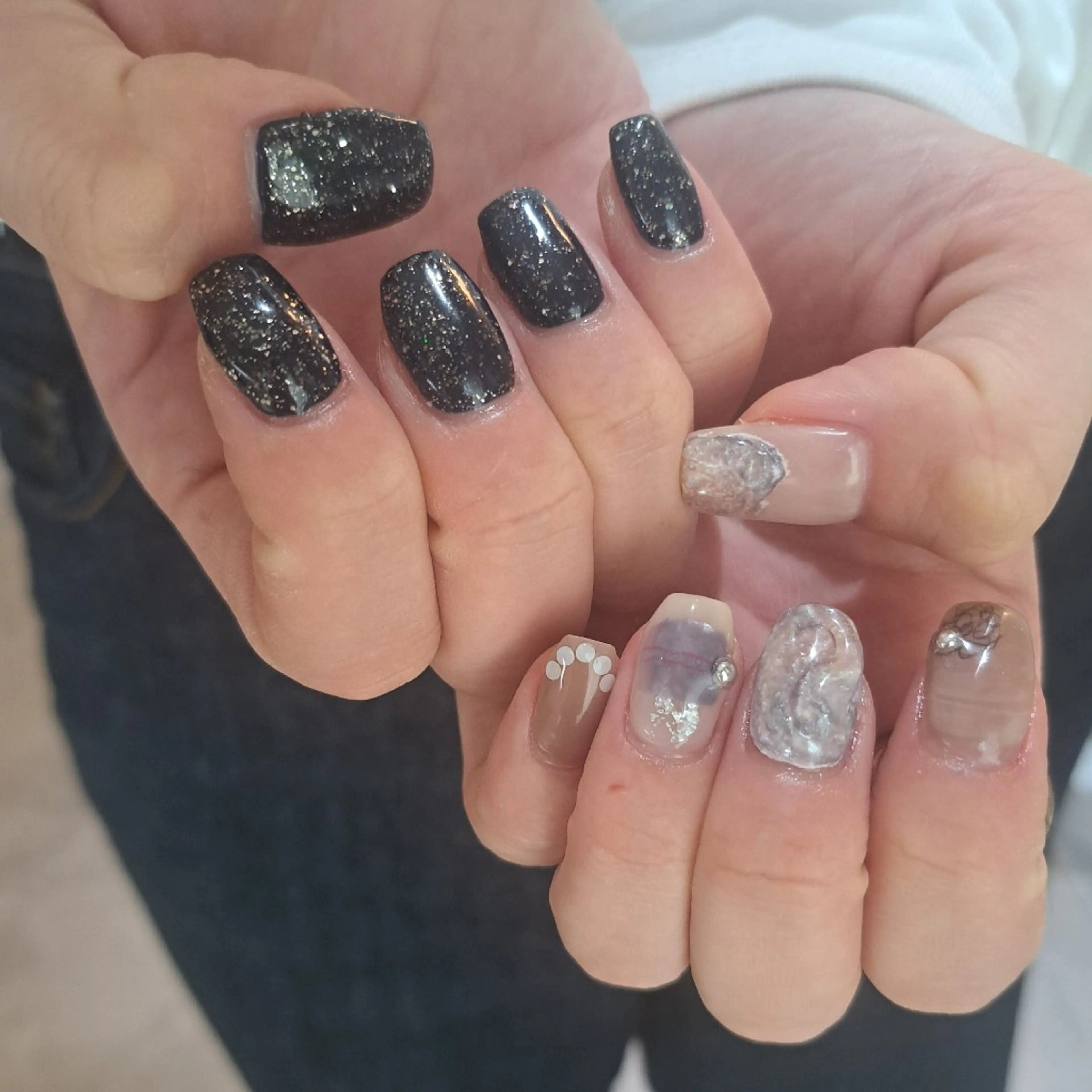 ネイル アートネイル ジェルネイル 持ち込み ネイビー ニュアンスネイル ハンドネイル Nail mood デザイン持ち込みokのネイルデザイン