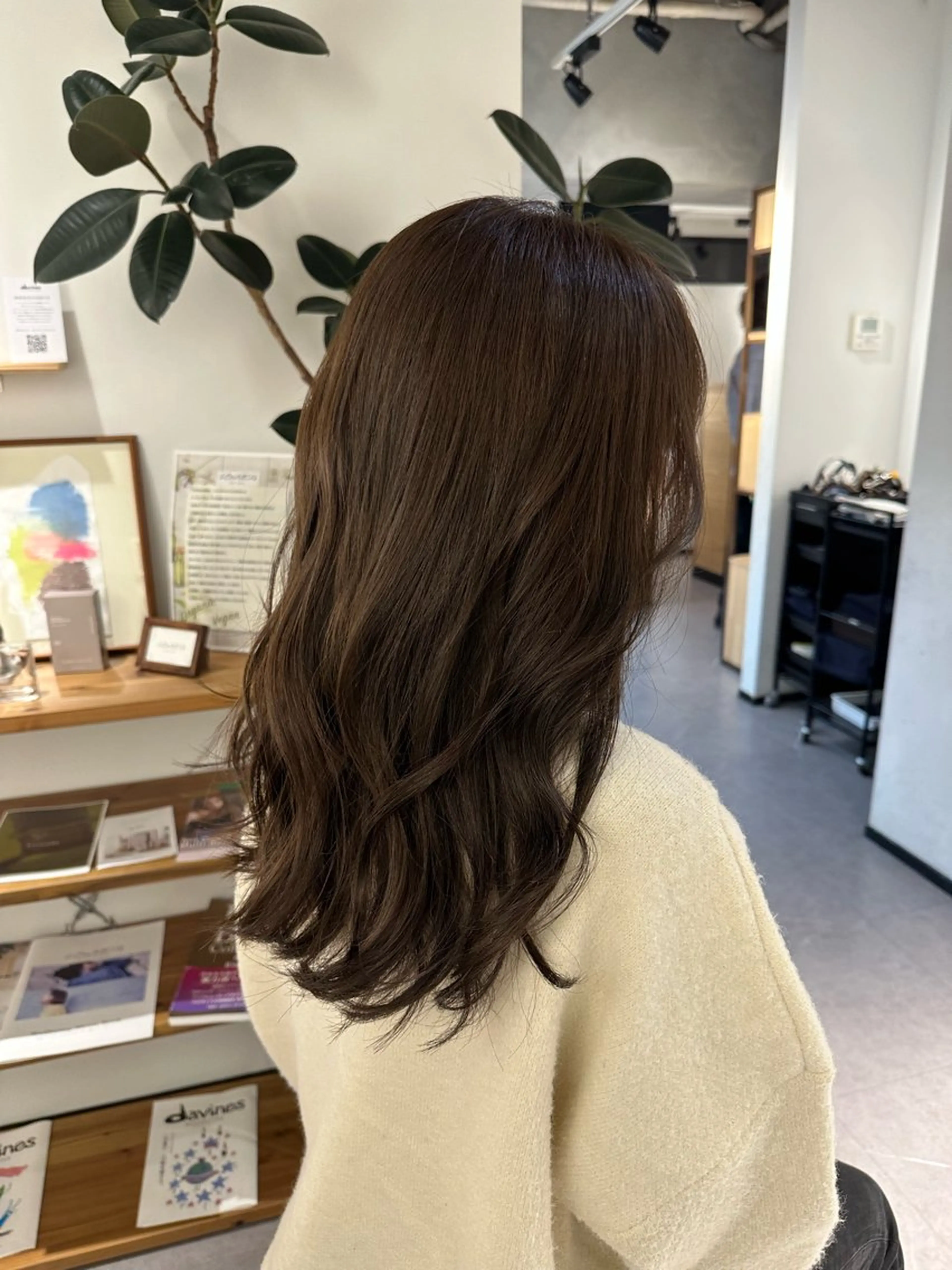 ロング カラー 透明感カラー カット ヘアカラー トリートメント 似合わせカット🫧 吉見衣生のヘアスタイル