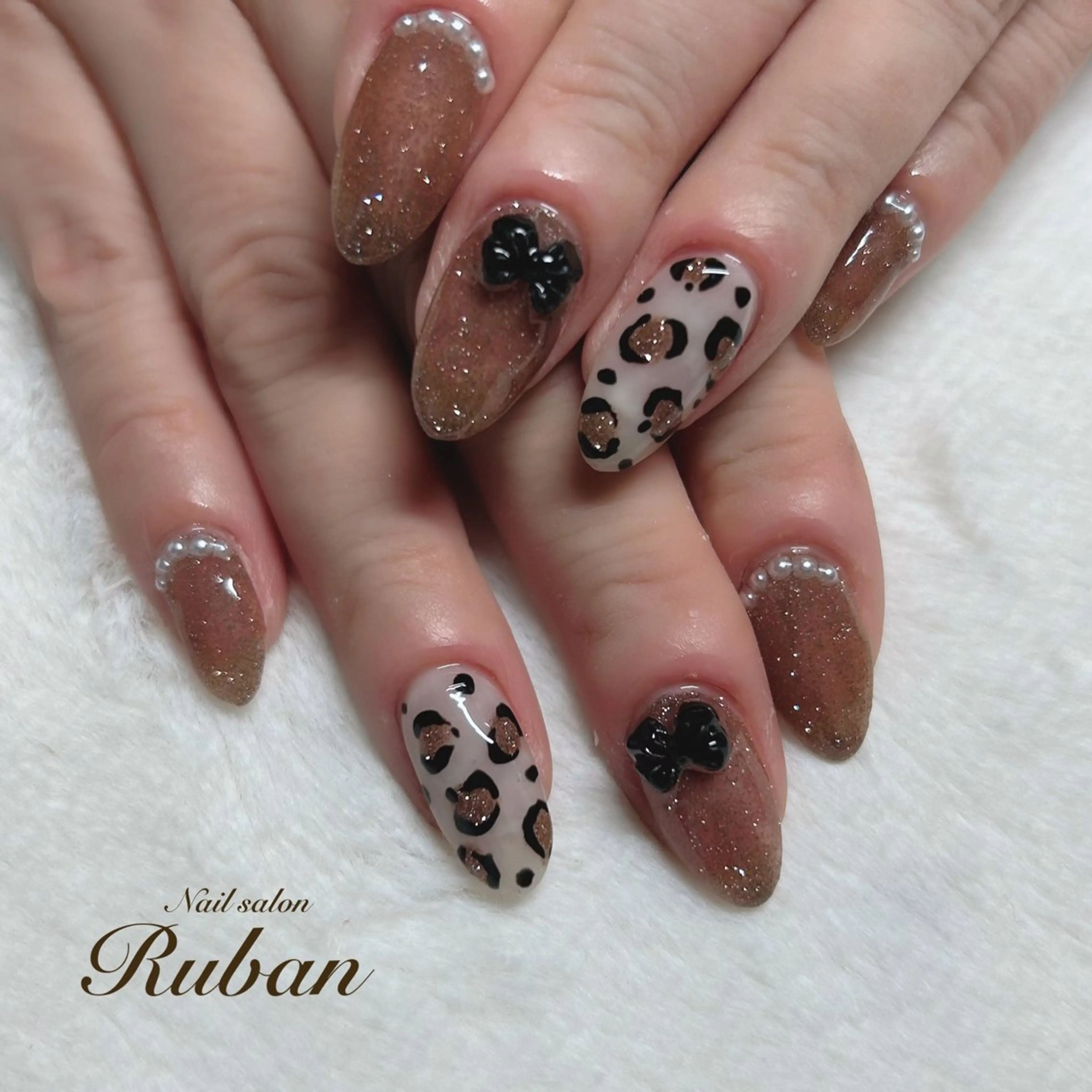 ネイル アニマル柄 長さ出し フラッシュネイル リボン Nail salon Rubanのネイルデザイン