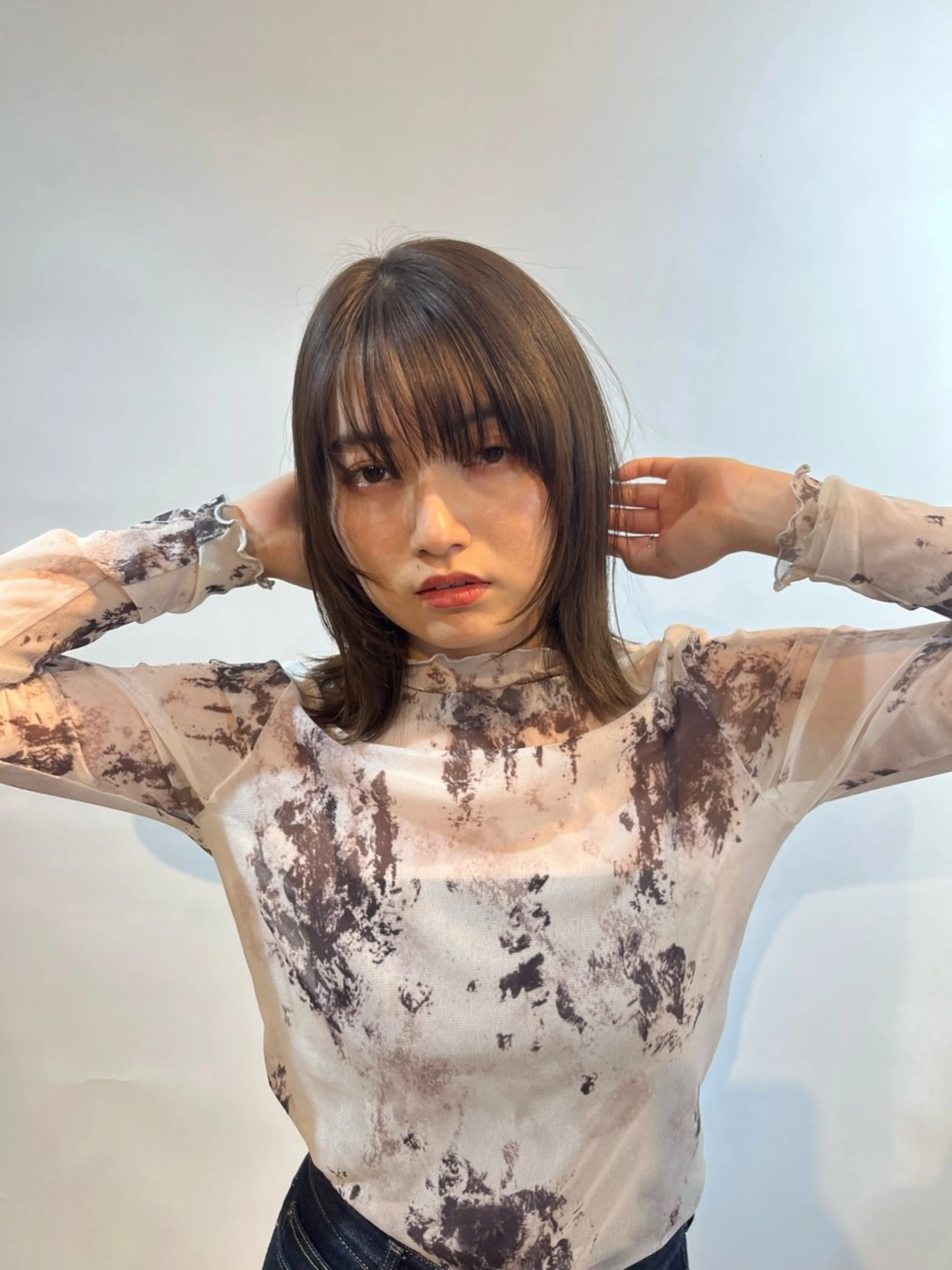 ミディアム 坂下 七星のヘアスタイル