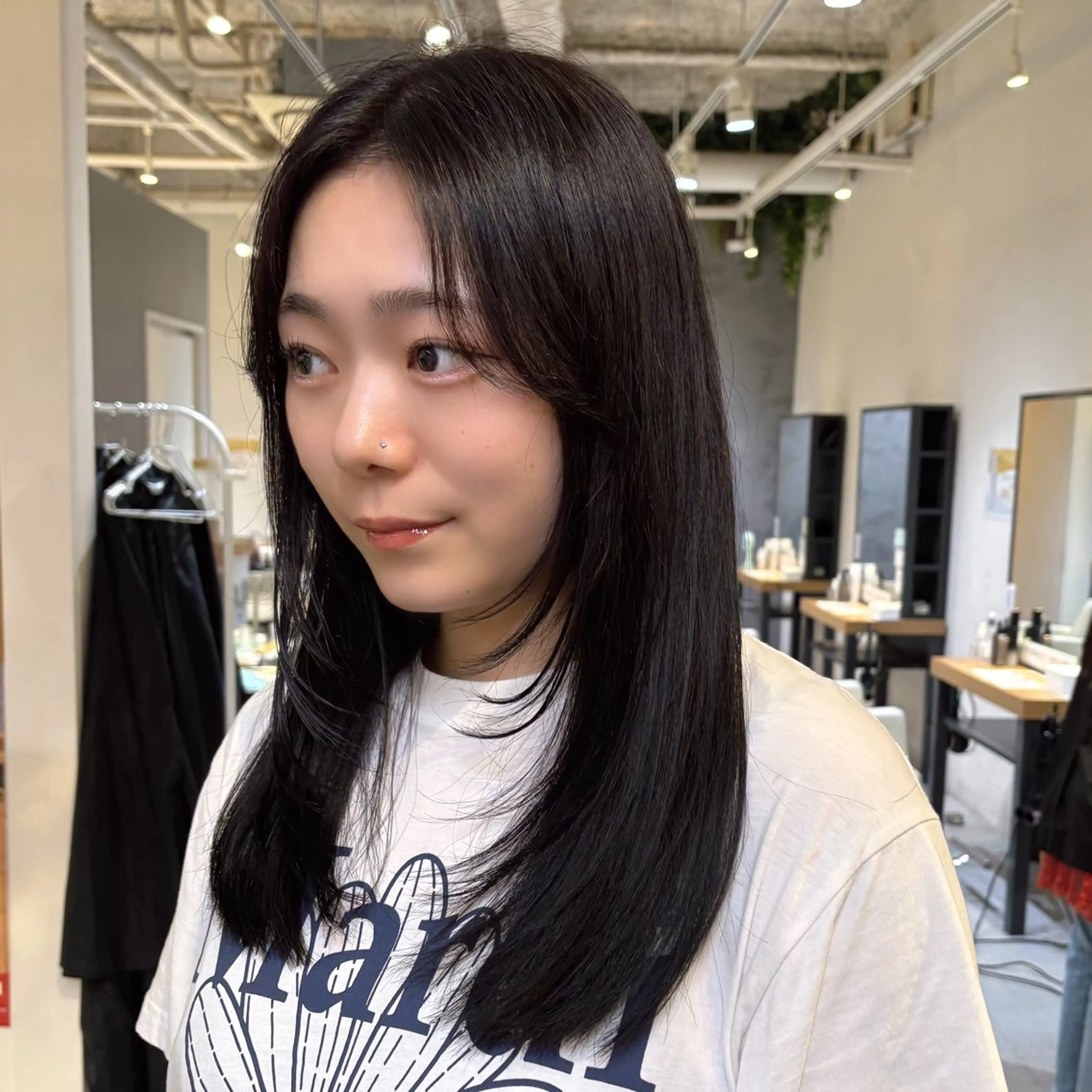 ロング カラー レイヤーカット カット ヘアカラー めい/透明感カラー /レイヤー/ボブのヘアスタイル