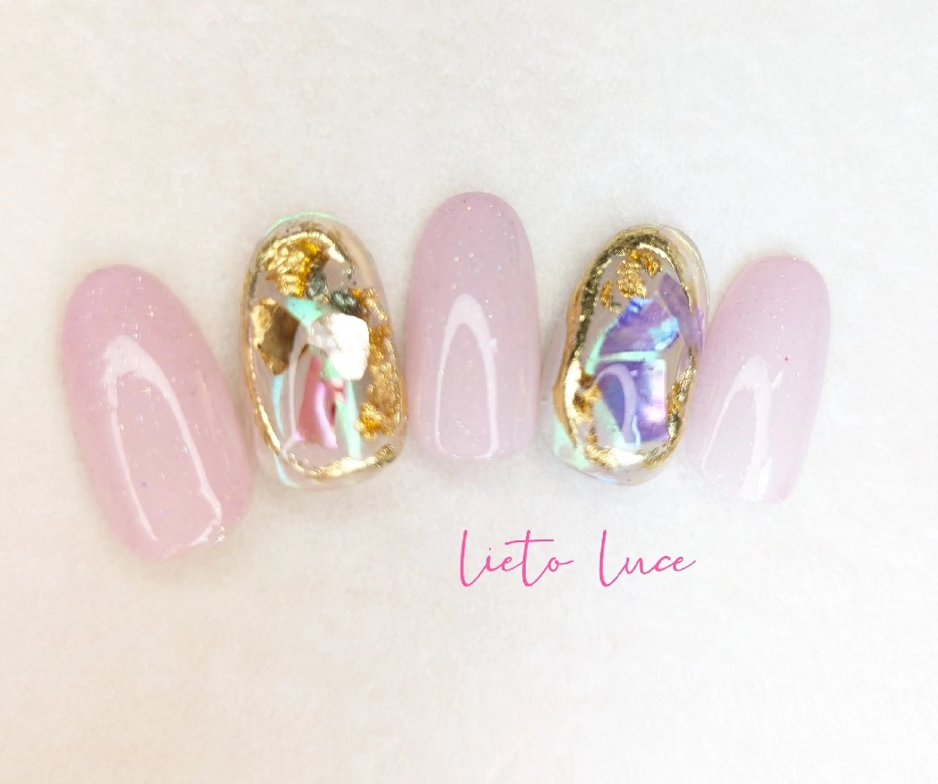 ネイル アートネイル 長さ出し ラメ(グリッター) ピンク スカルプネイル ハンドネイル フットネイル lieto luce Yukaのネイルデザイン
