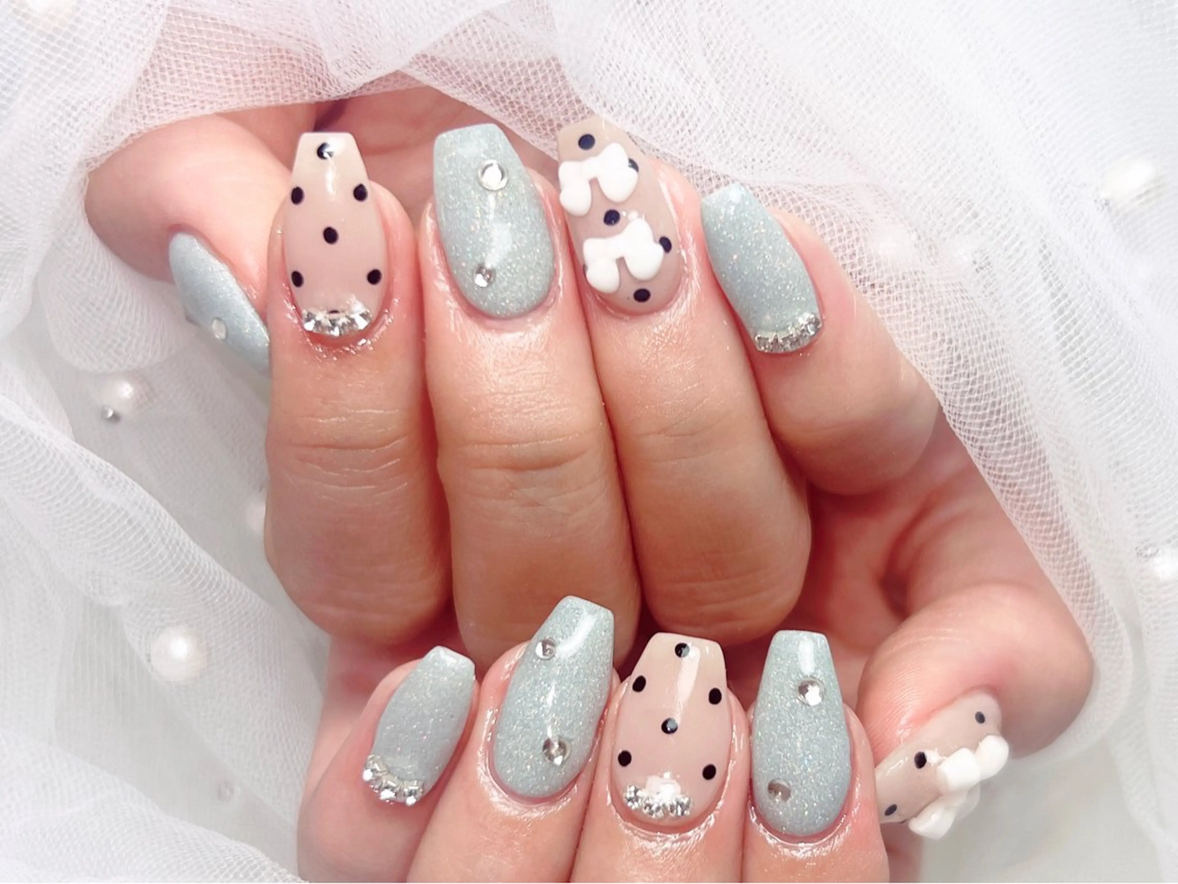 ネイル オーロラネイル チークネイル 長さ出し フットネイル フレンチネイル ハンドネイル ハンドケア lily nailのネイルデザイン