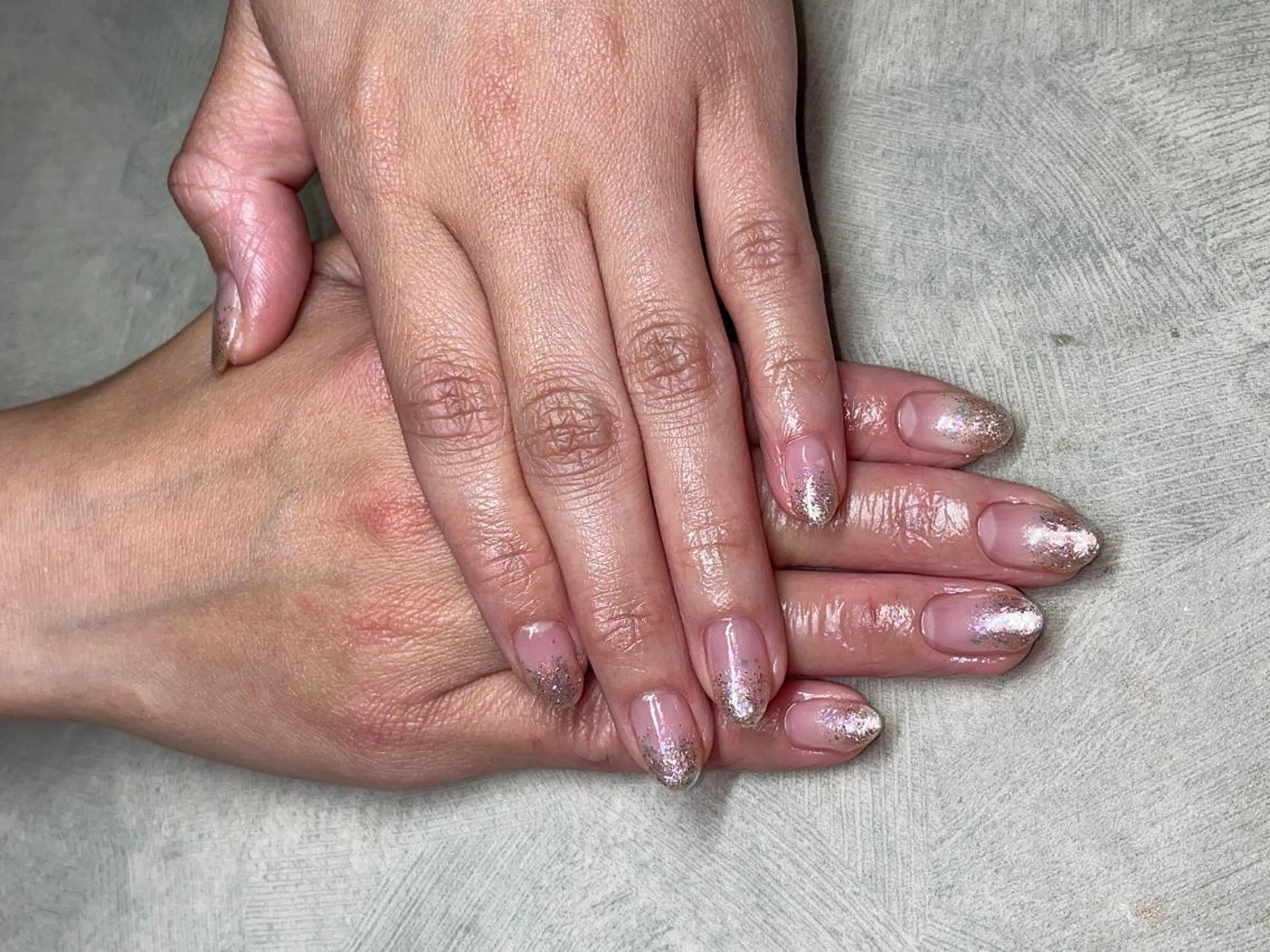 ネイル グラデーション ラメ(グリッター) ラメグラデーション ハンドネイル MIKA ♡の眉毛・アイブロウイメージ