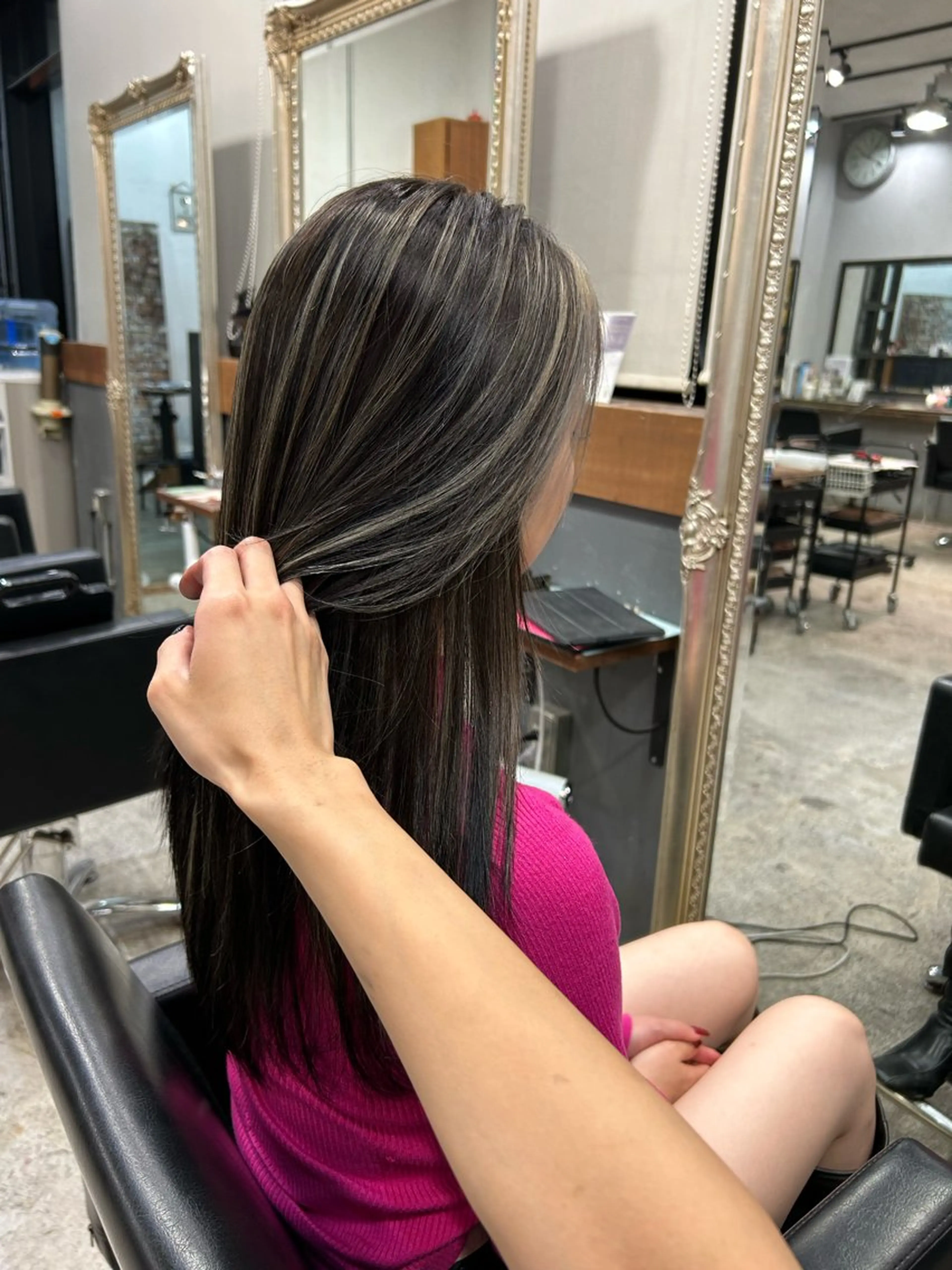 ロング カラー ハイライトカラー ハイライト SITY. 🦋mamiya🦋のヘアスタイル