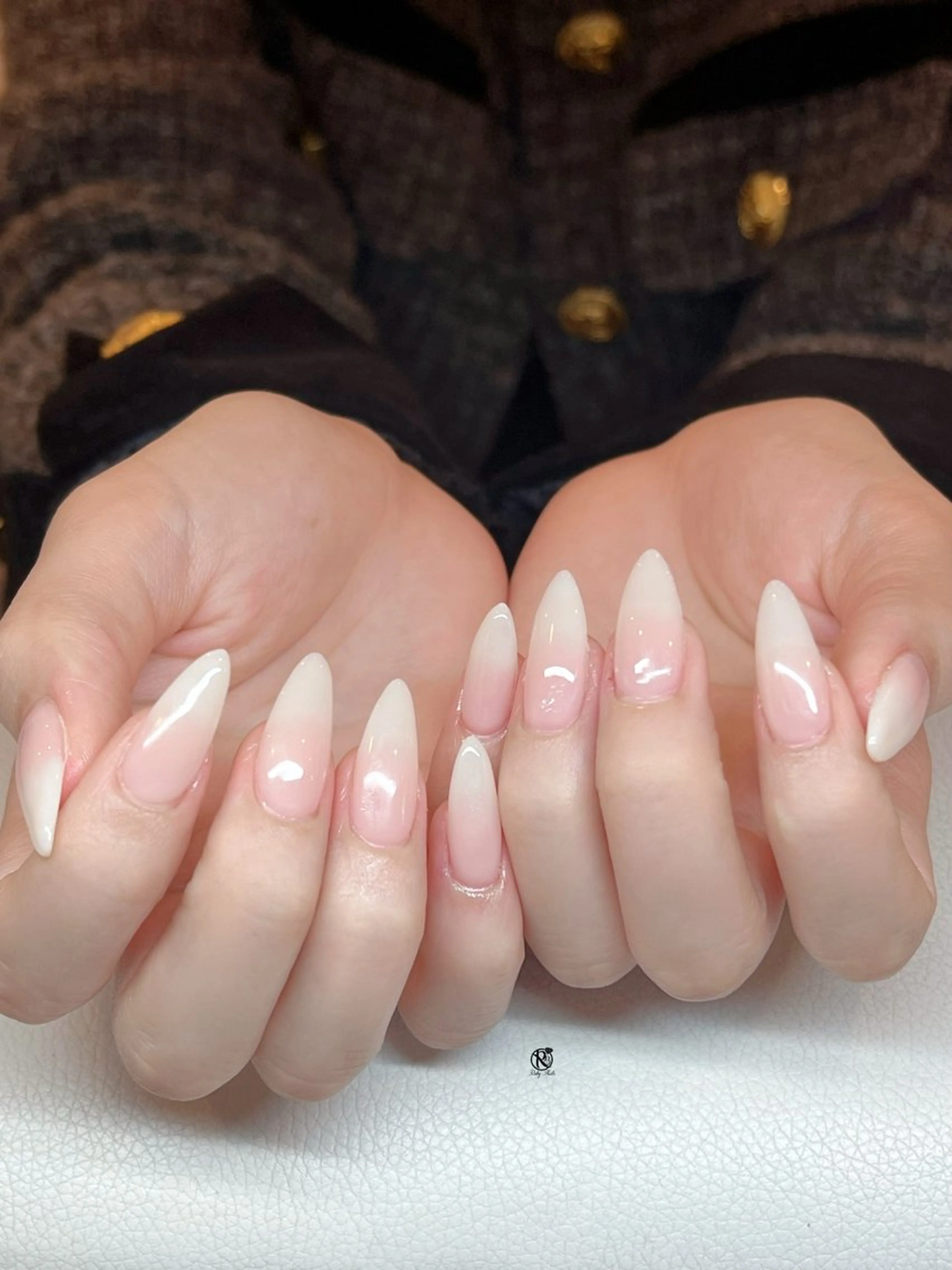 ネイル ボルドー ブラウン チークネイル ドット フットネイル ハンドネイル チェリネイルサロン 霞ヶ関のネイルデザイン