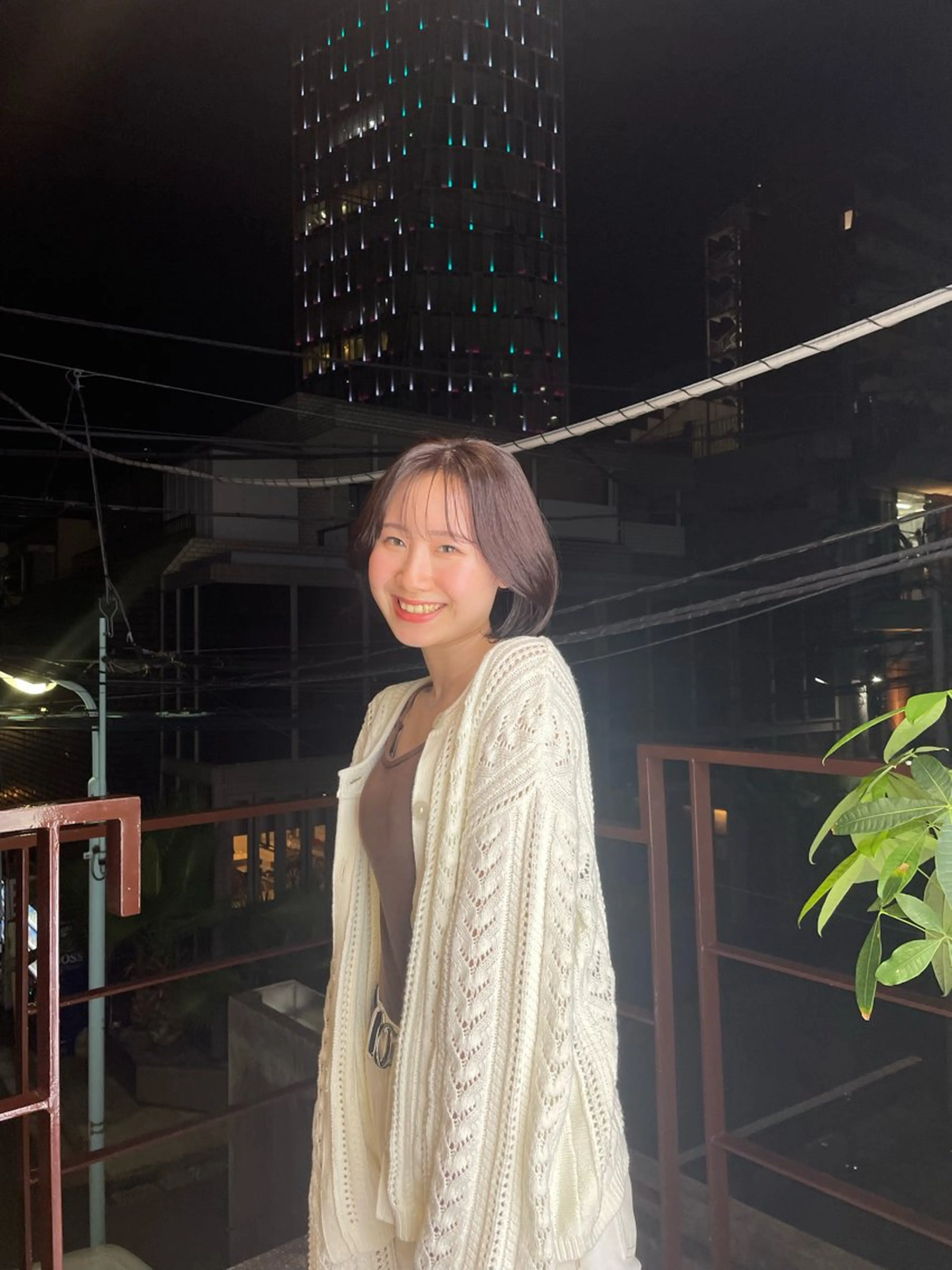 ショート カラー 🌝ぷる艶ハイトーン 柔らかヘア🍅まあやのヘアスタイル