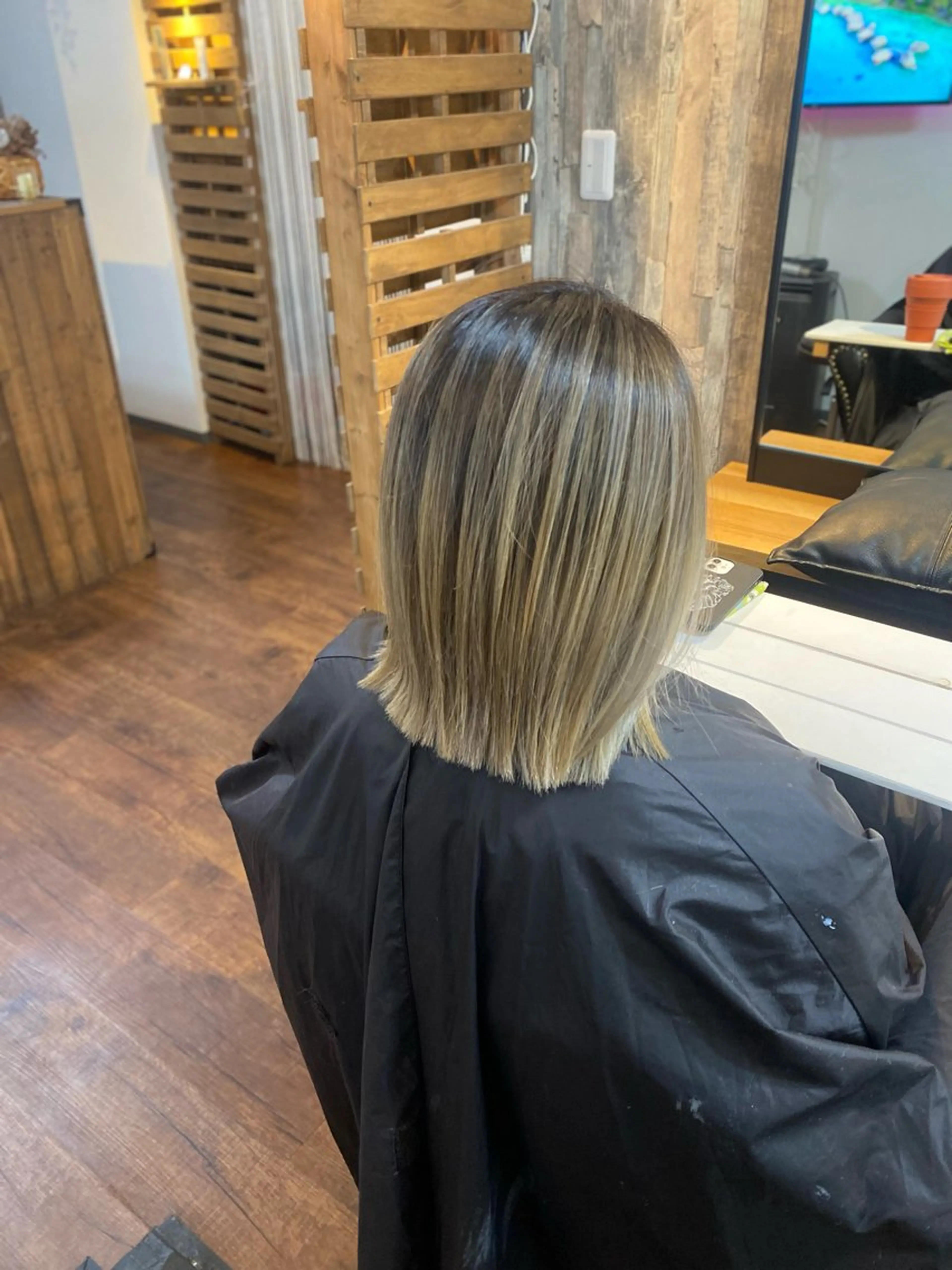 ミディアム カラー カット ヘアカラー トリートメント Luzir⭐︎ GEN⭐︎のヘアスタイル