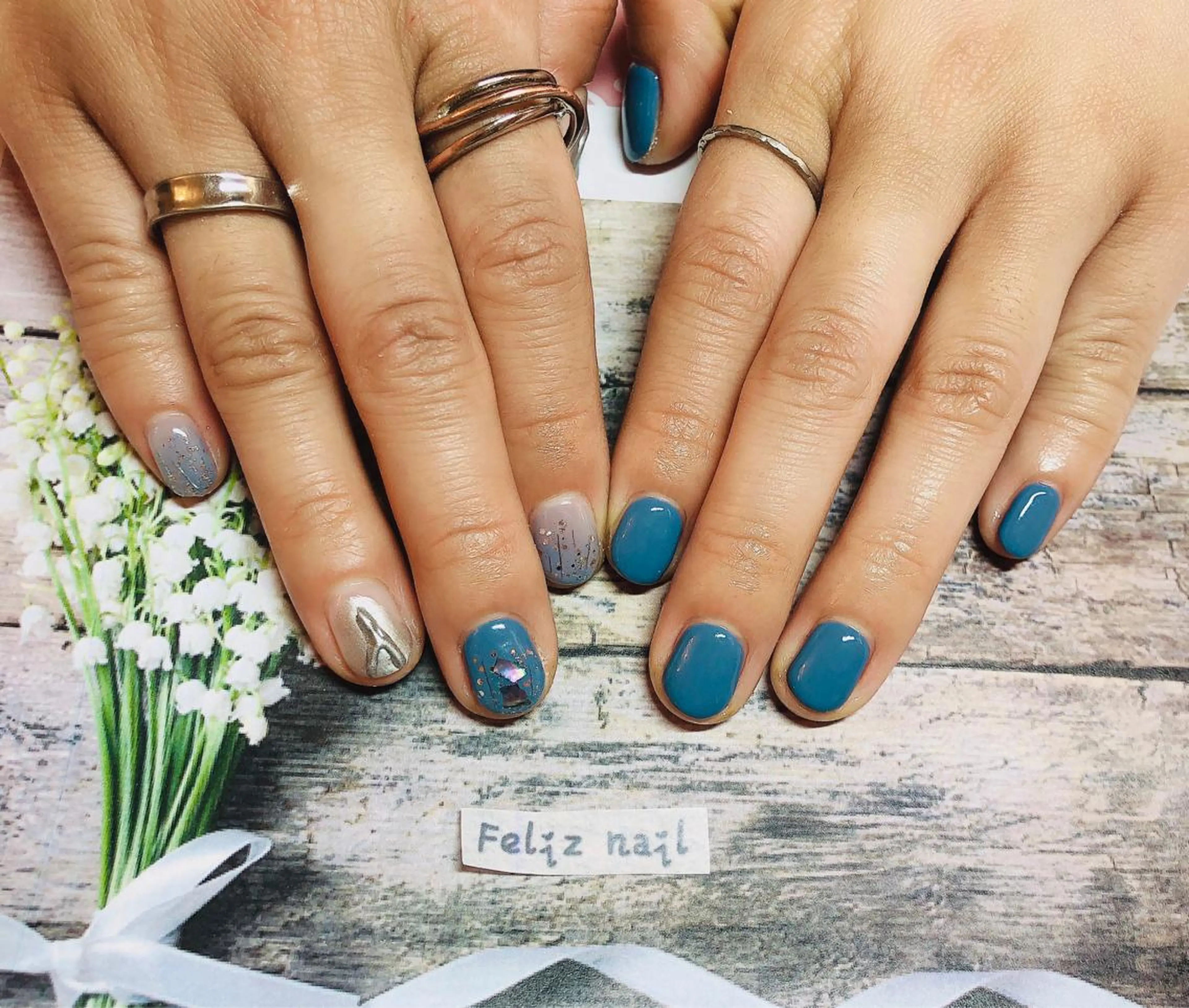 ネイル ブルー ジェルネイル ニュアンスネイル パラジェル ハンドネイル ユキカ （ネイリスト）のネイルデザイン