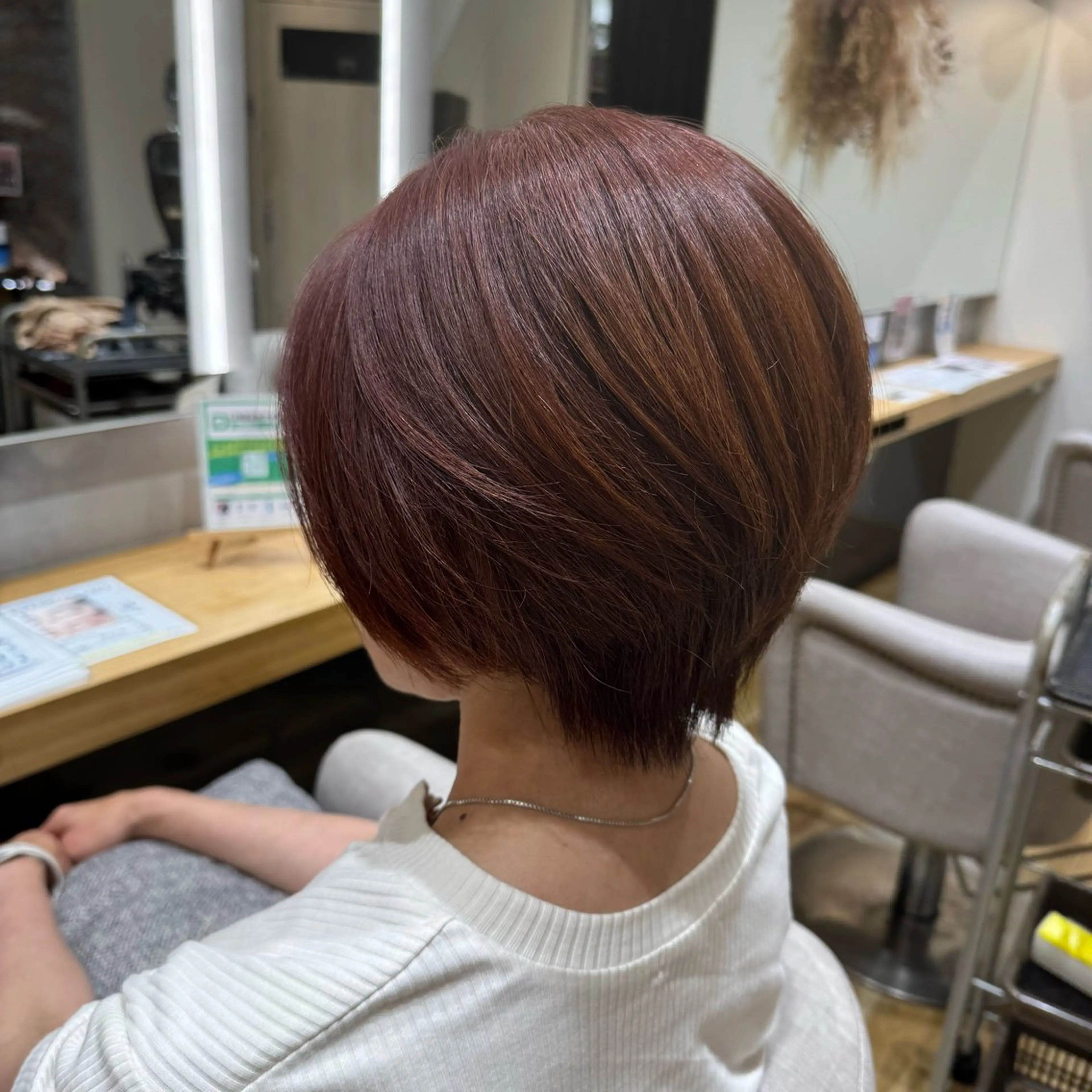 レディースショート特化(カット)の写真