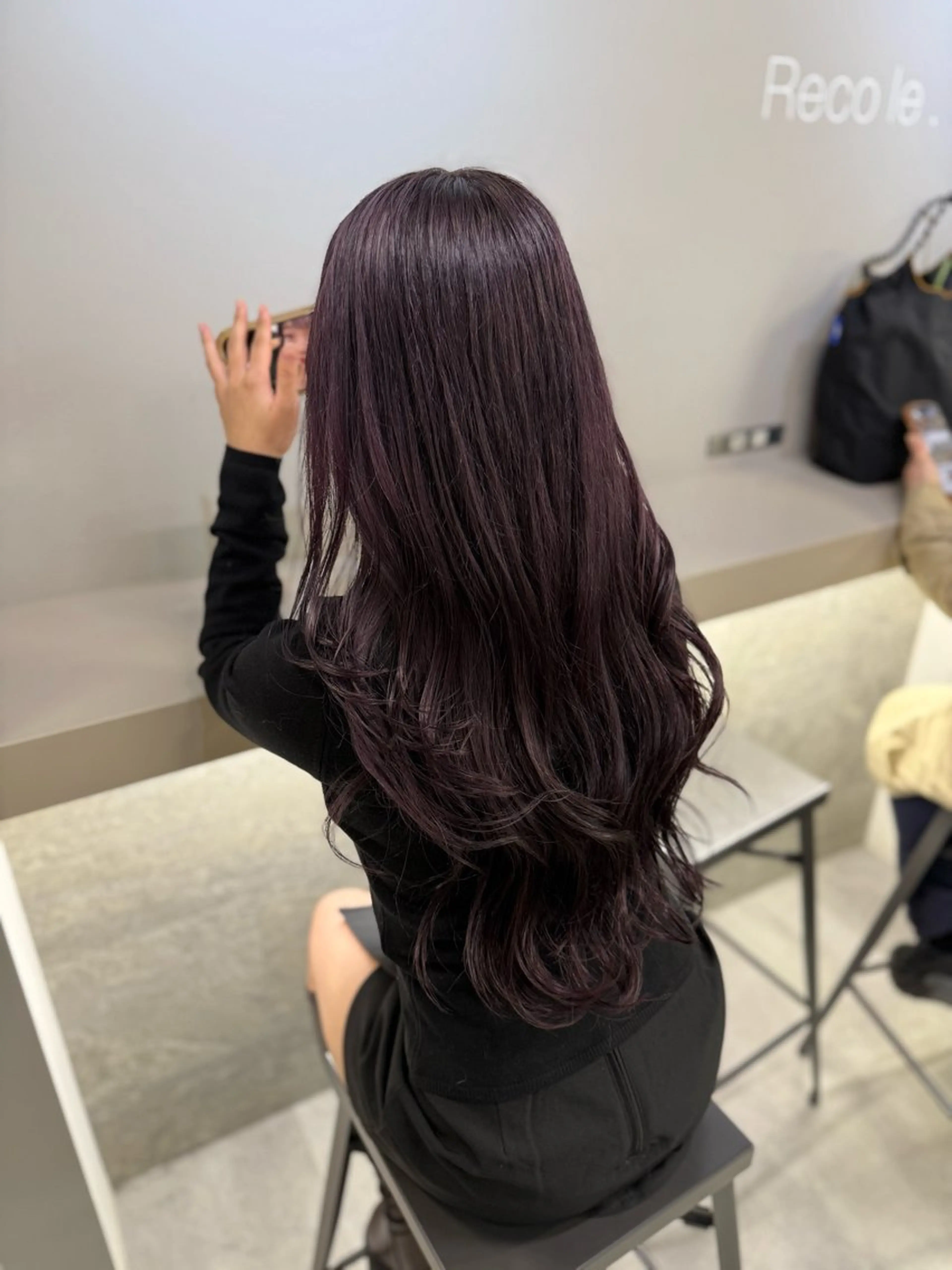 セミロング カラー ウルフ&レイヤー特化 まとまる美髪矯正のヘアスタイル