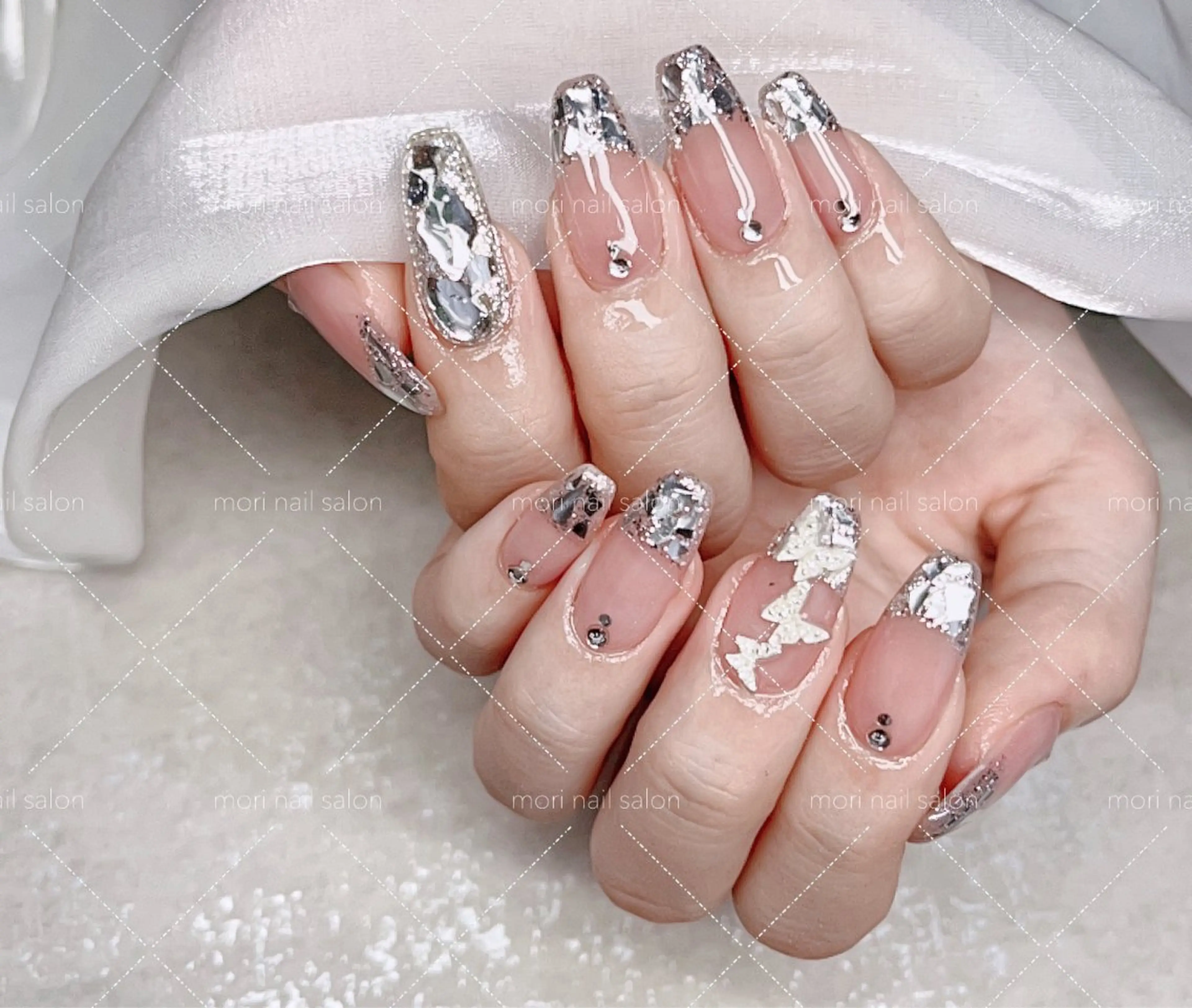 ネイル ハンドネイル 森 ネイルサロンのネイルデザイン