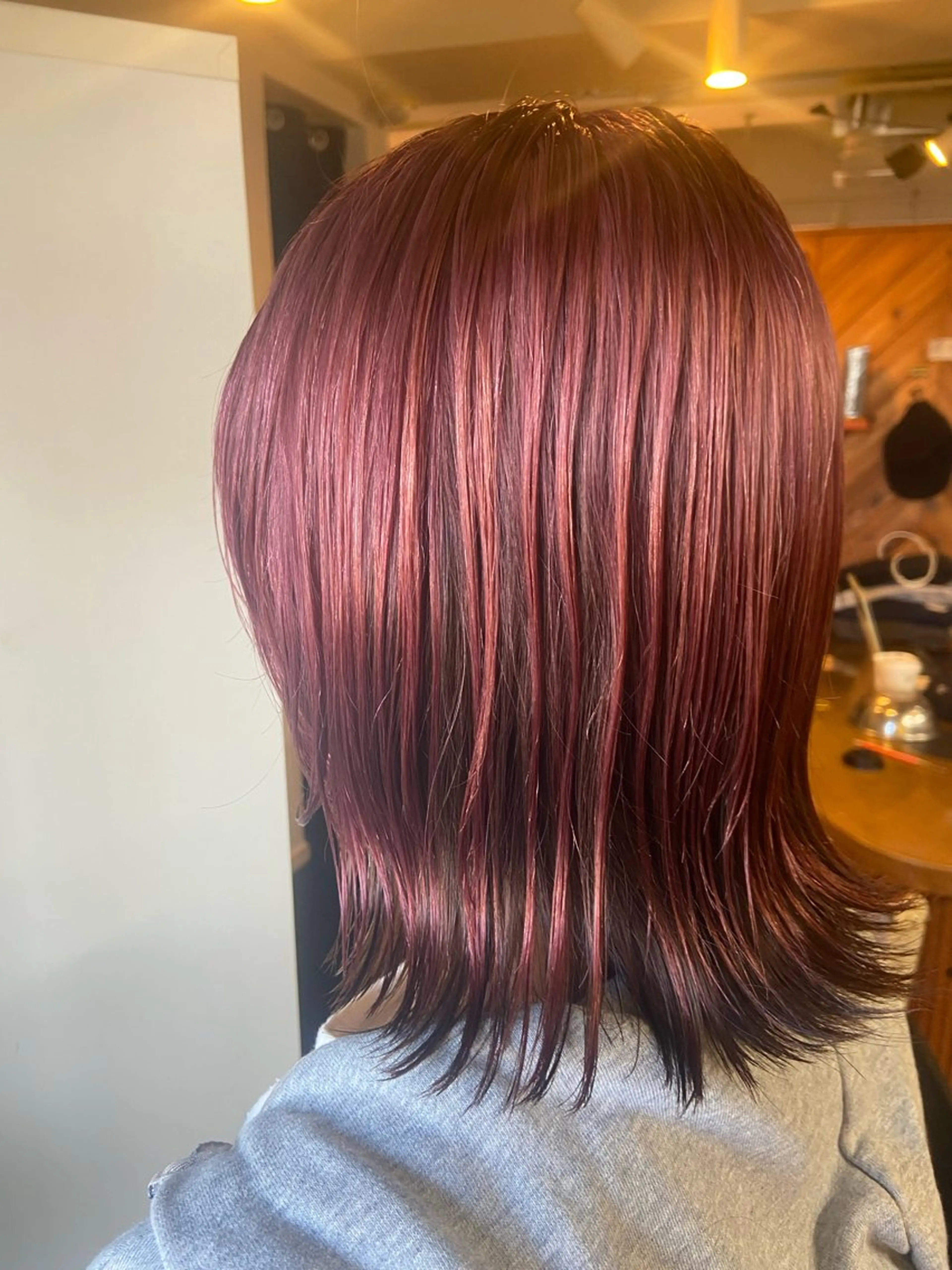 ミディアム 豊島 陽子のヘアスタイル