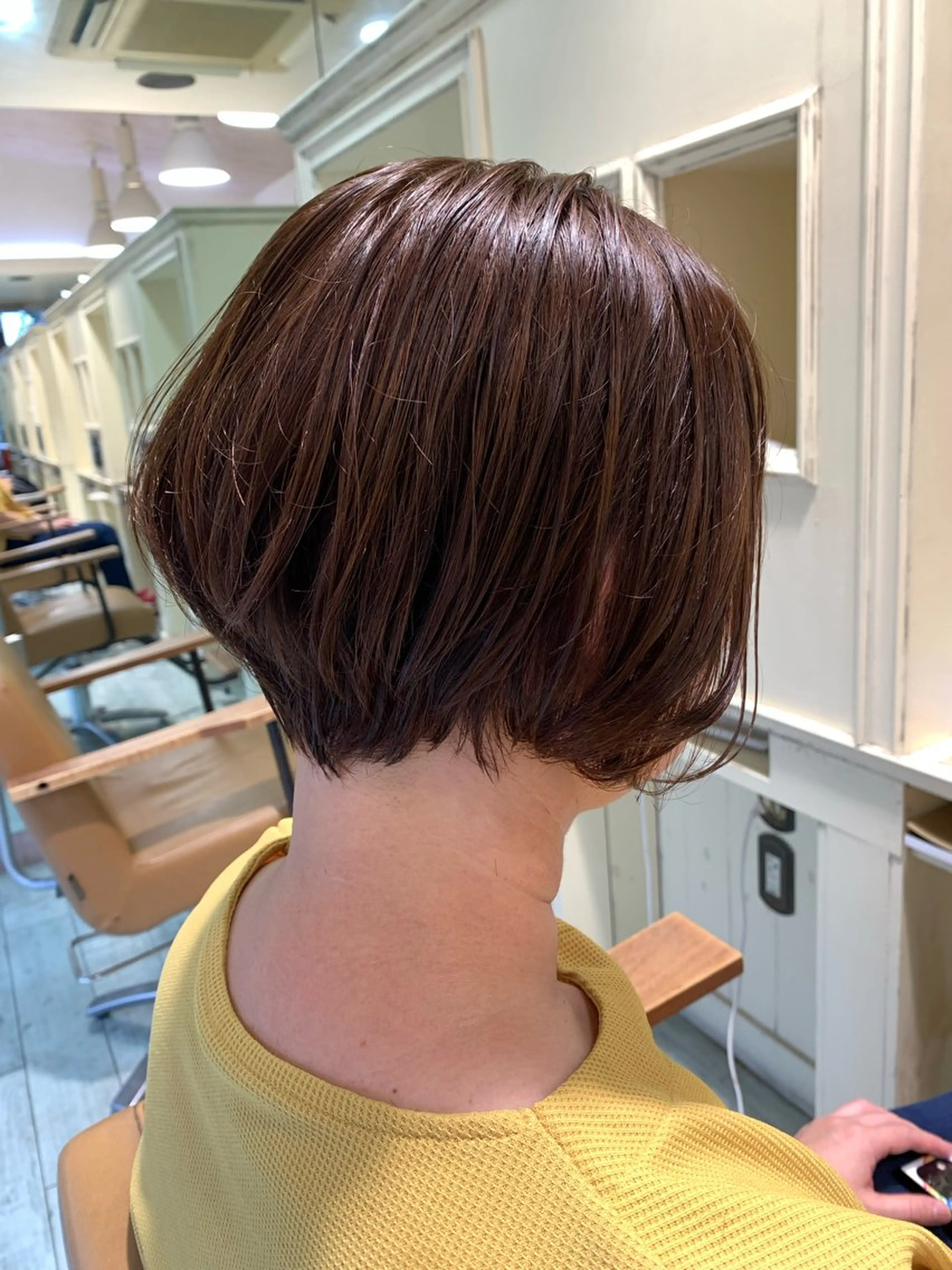 ショート カラー 福島 純子のヘアスタイル