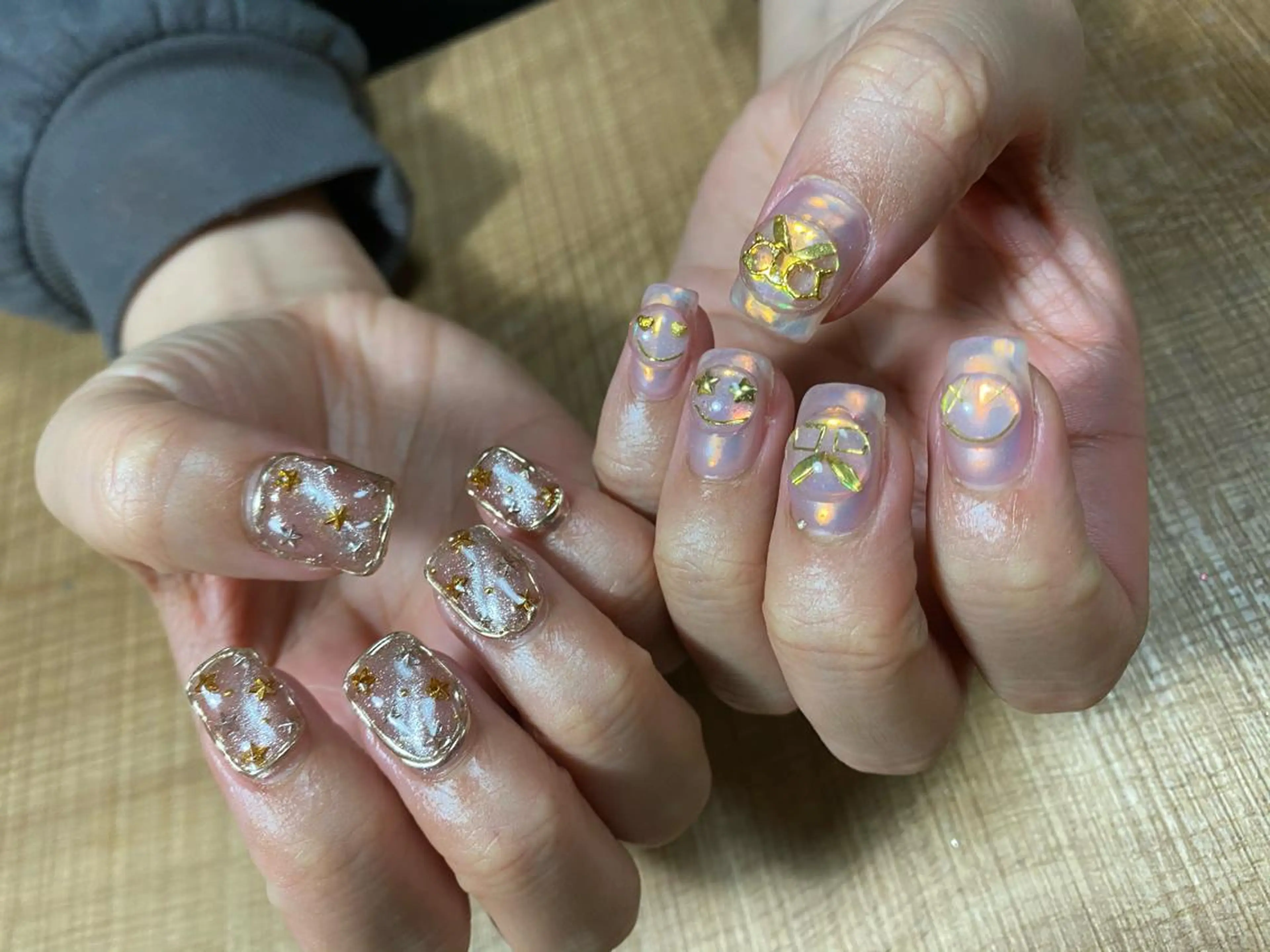 ネイル ハンドネイル ハンドケア 安藤 Charlotteのネイルデザイン