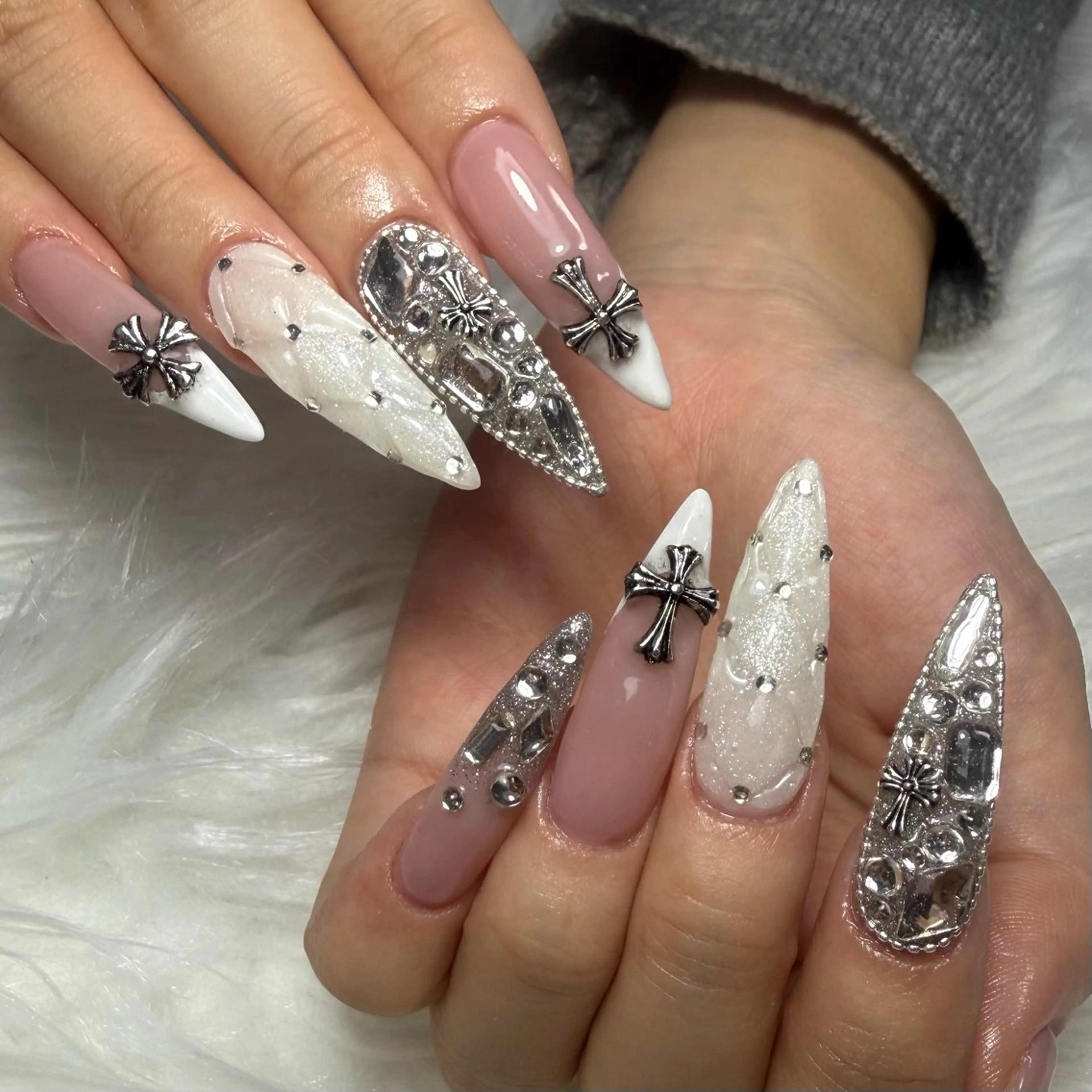ネイル 持ち込み ハンドネイル L'ino nailのネイルデザイン