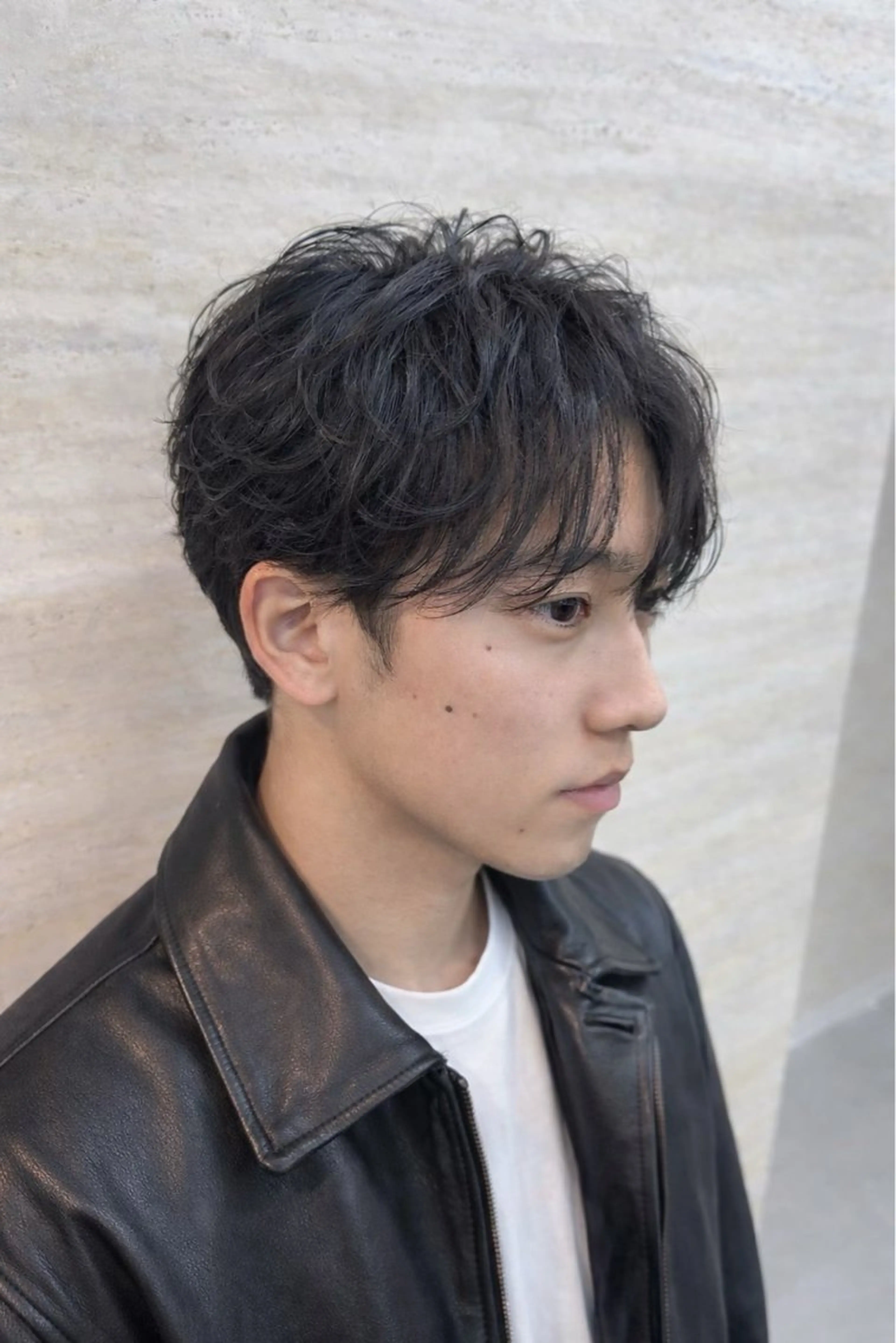 ミディアム パーマ メンズ カット パーマ 【メンズ特化】池袋 韓国スタイル飯塚のヘアスタイル