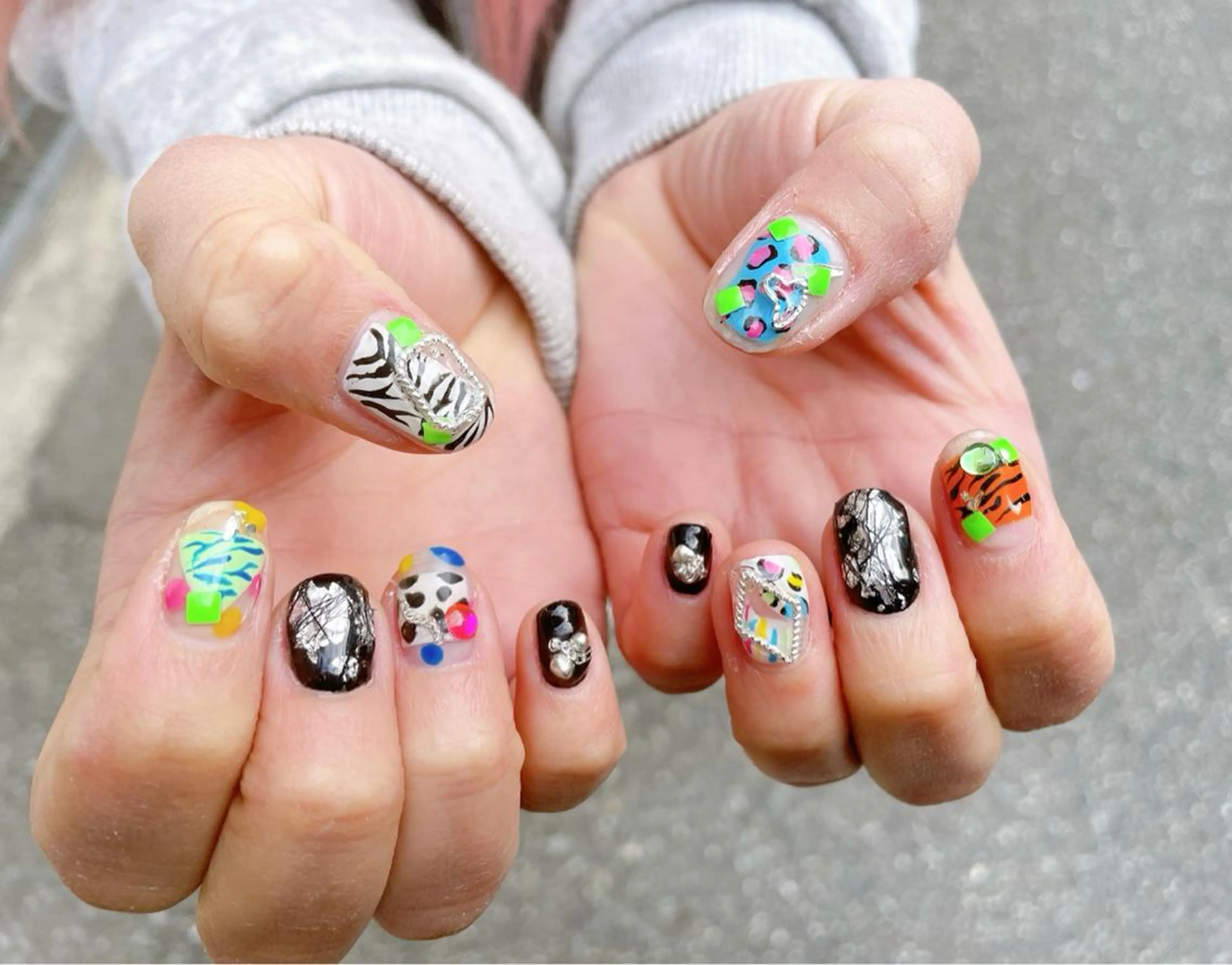 ネイル アートネイル PURE BLUE NAILのネイルデザイン