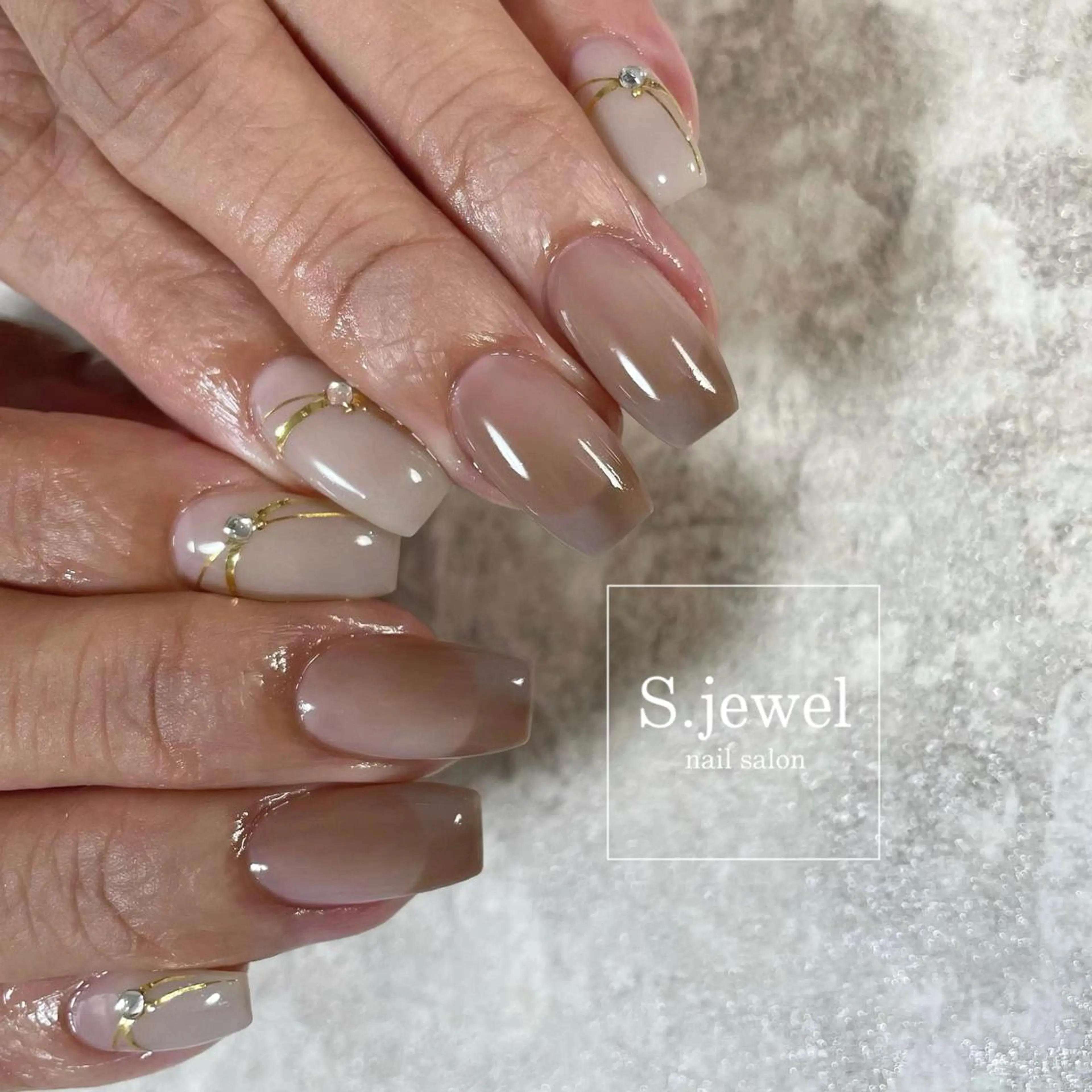 ネイル S. JEWELのネイルデザイン