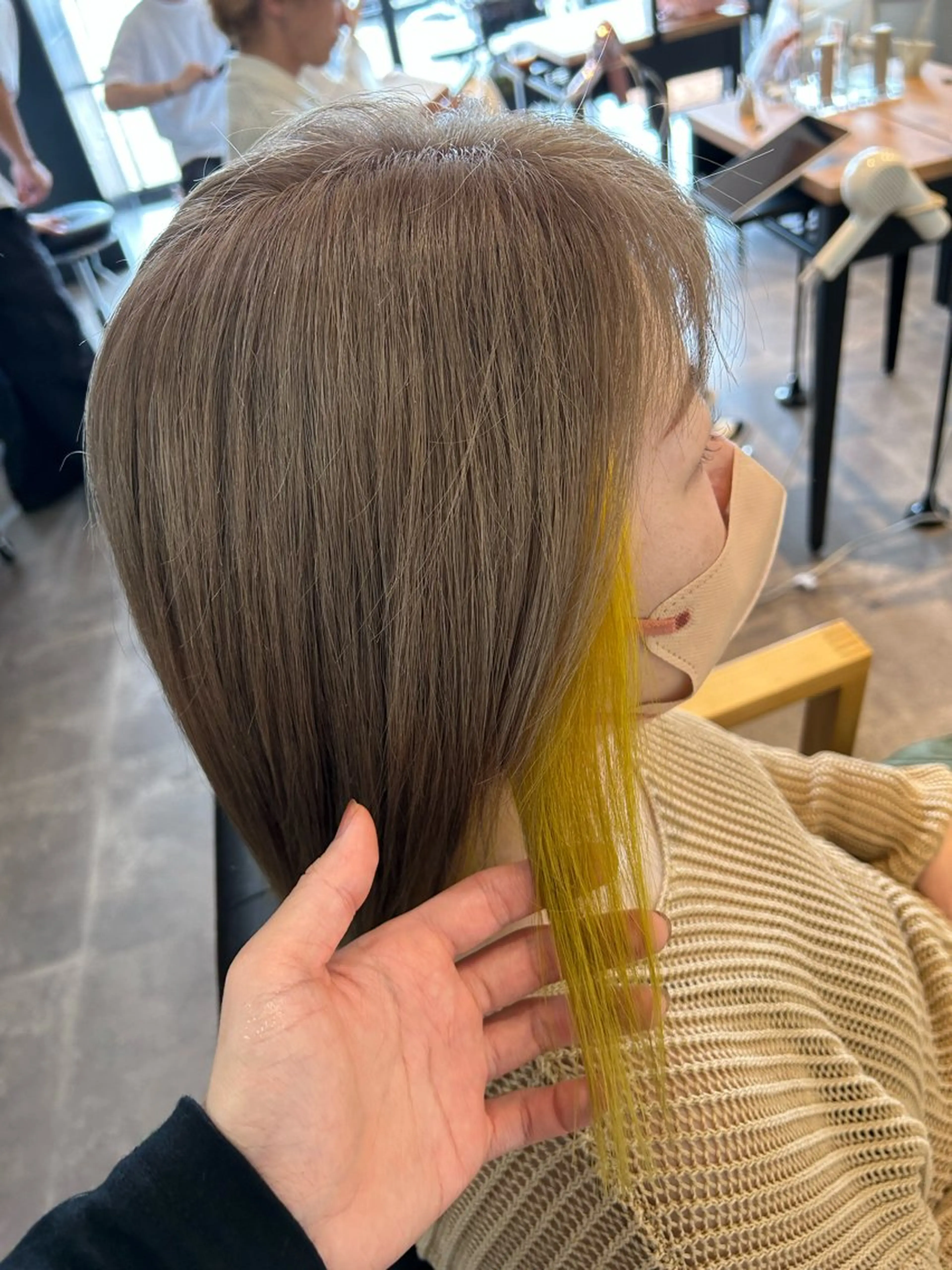 ミディアム カラー ヘアカラー トリートメント 井手 孔介のヘアスタイル