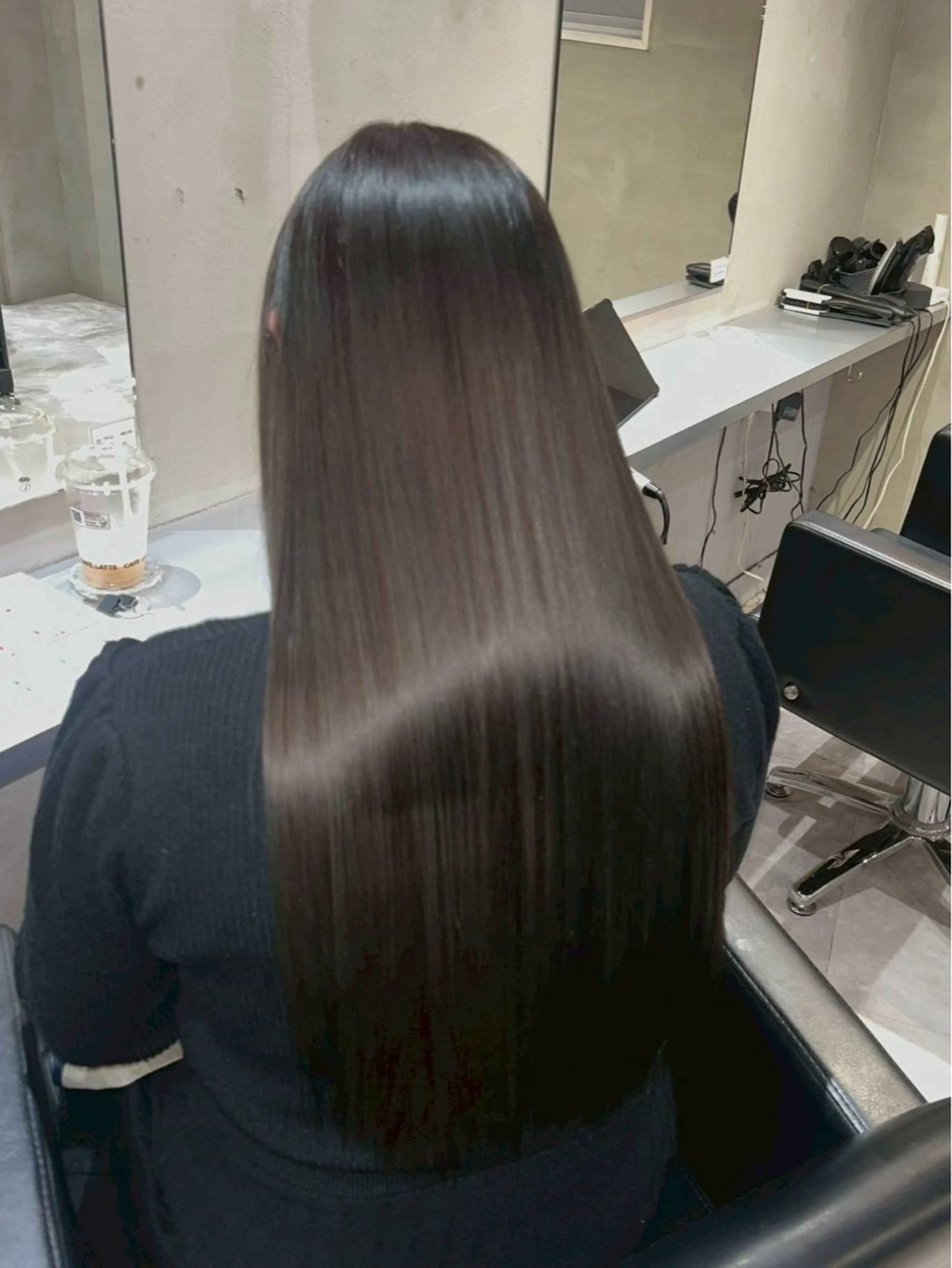 ロング カラー 艶髪×透明感カラー りなのヘアスタイル