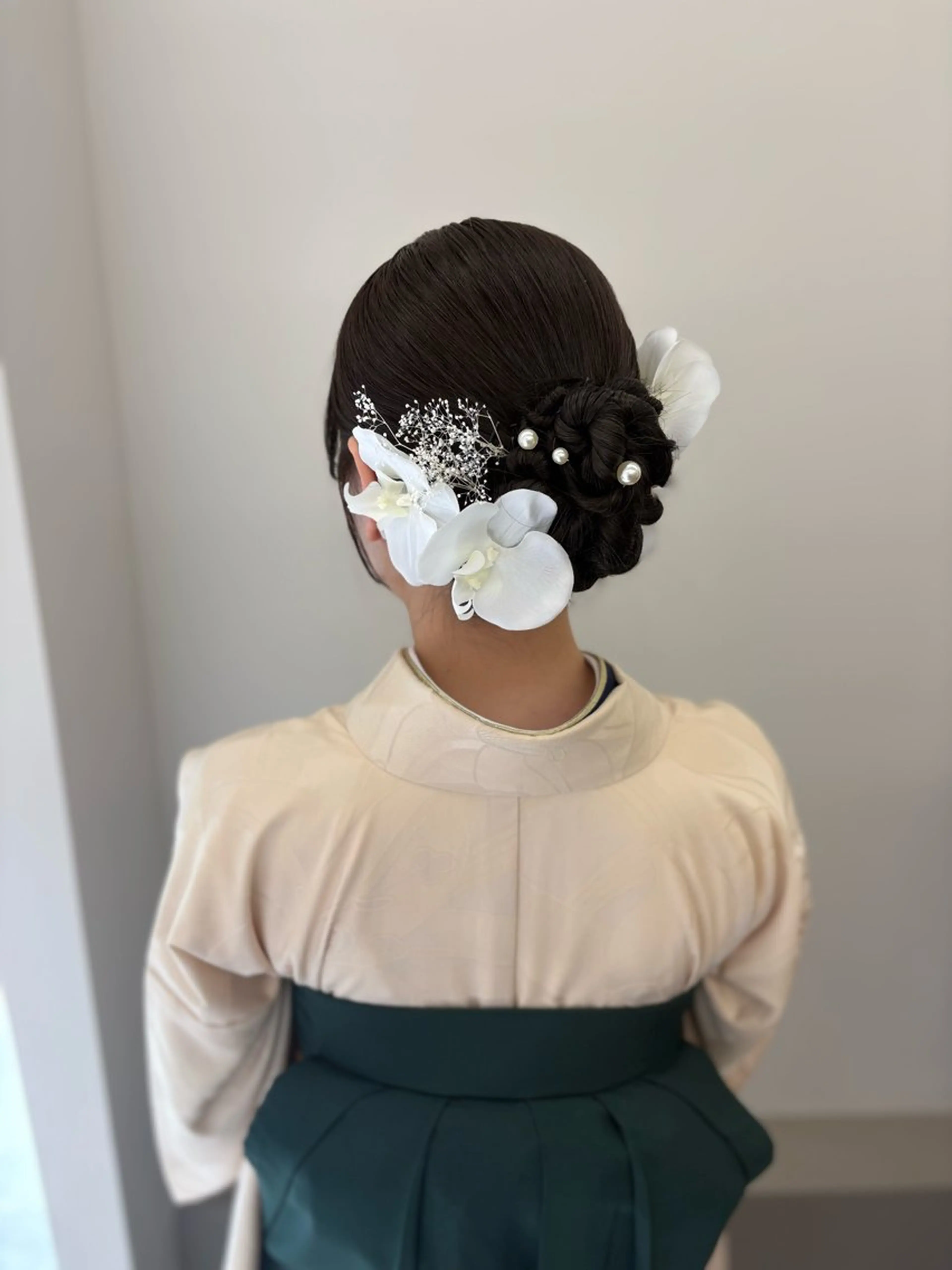 ヘアアレンジ 鈴村緋女／ヘアセット ／耳ツボジュエリーのヘアスタイル