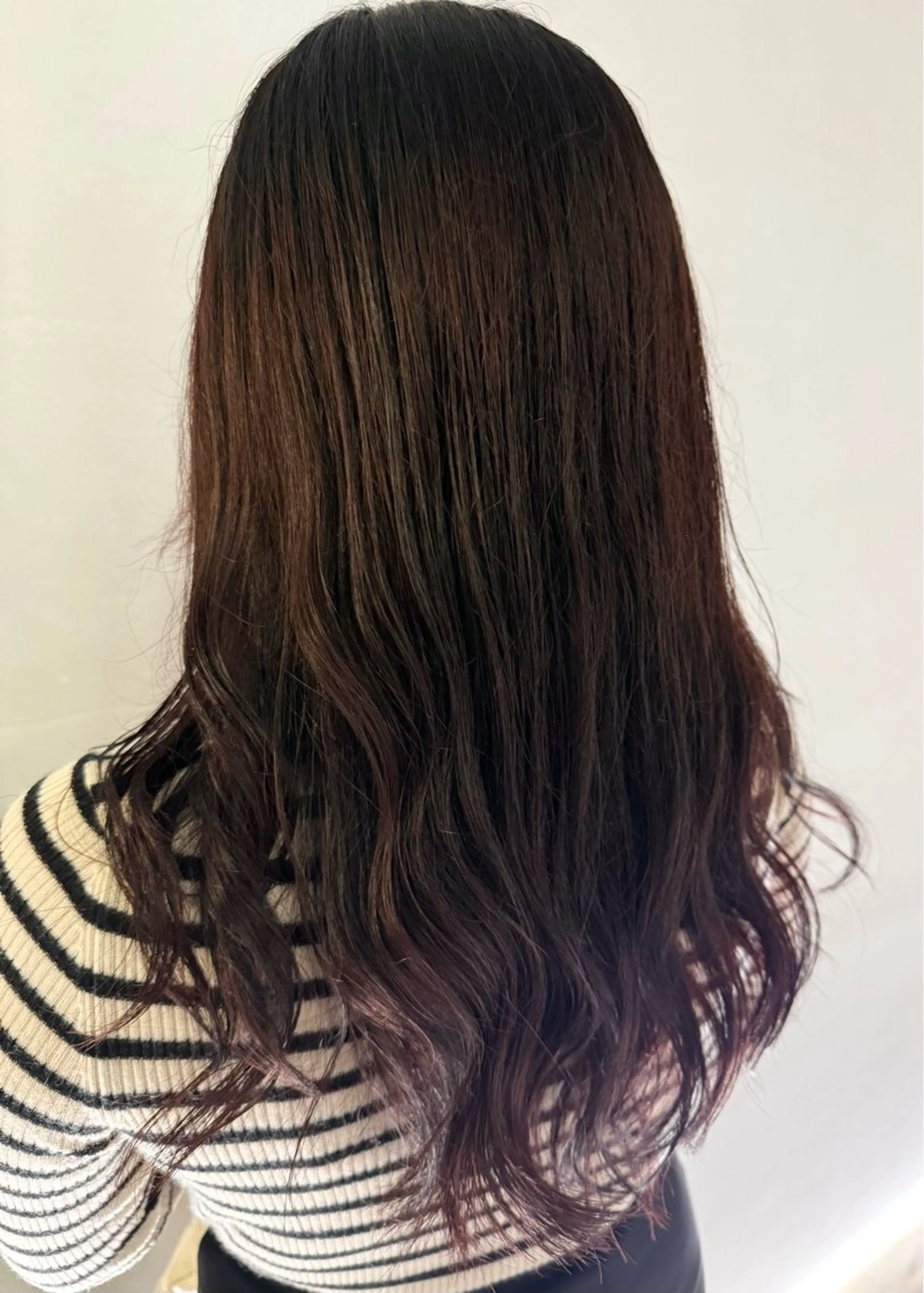 ロング カラー ブラウンカラー レッドカラー レッドブラウン 戸田 美蘭のヘアスタイル