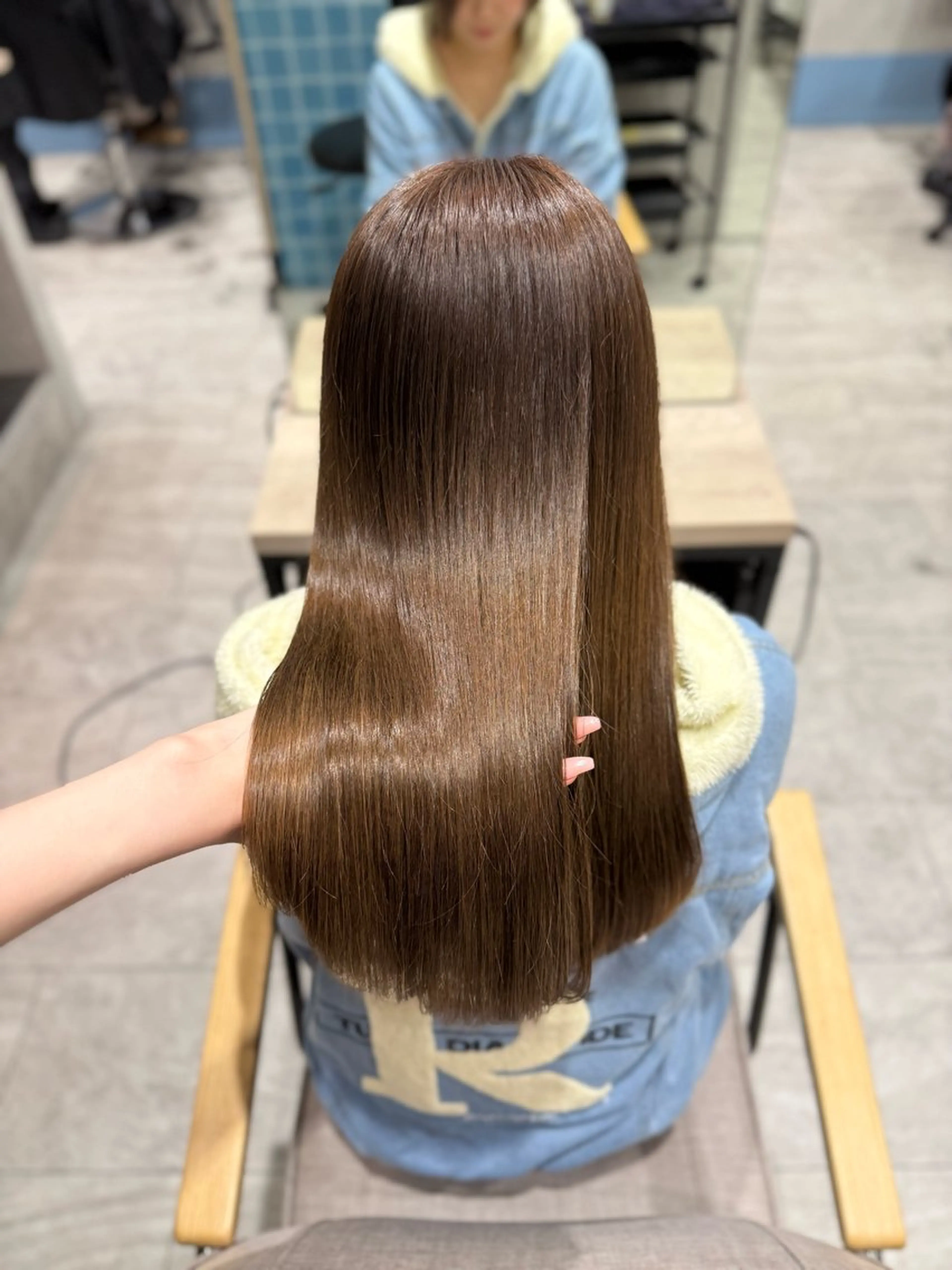 ロング カラー ヘアアレンジ YUA 🌼のヘアスタイル