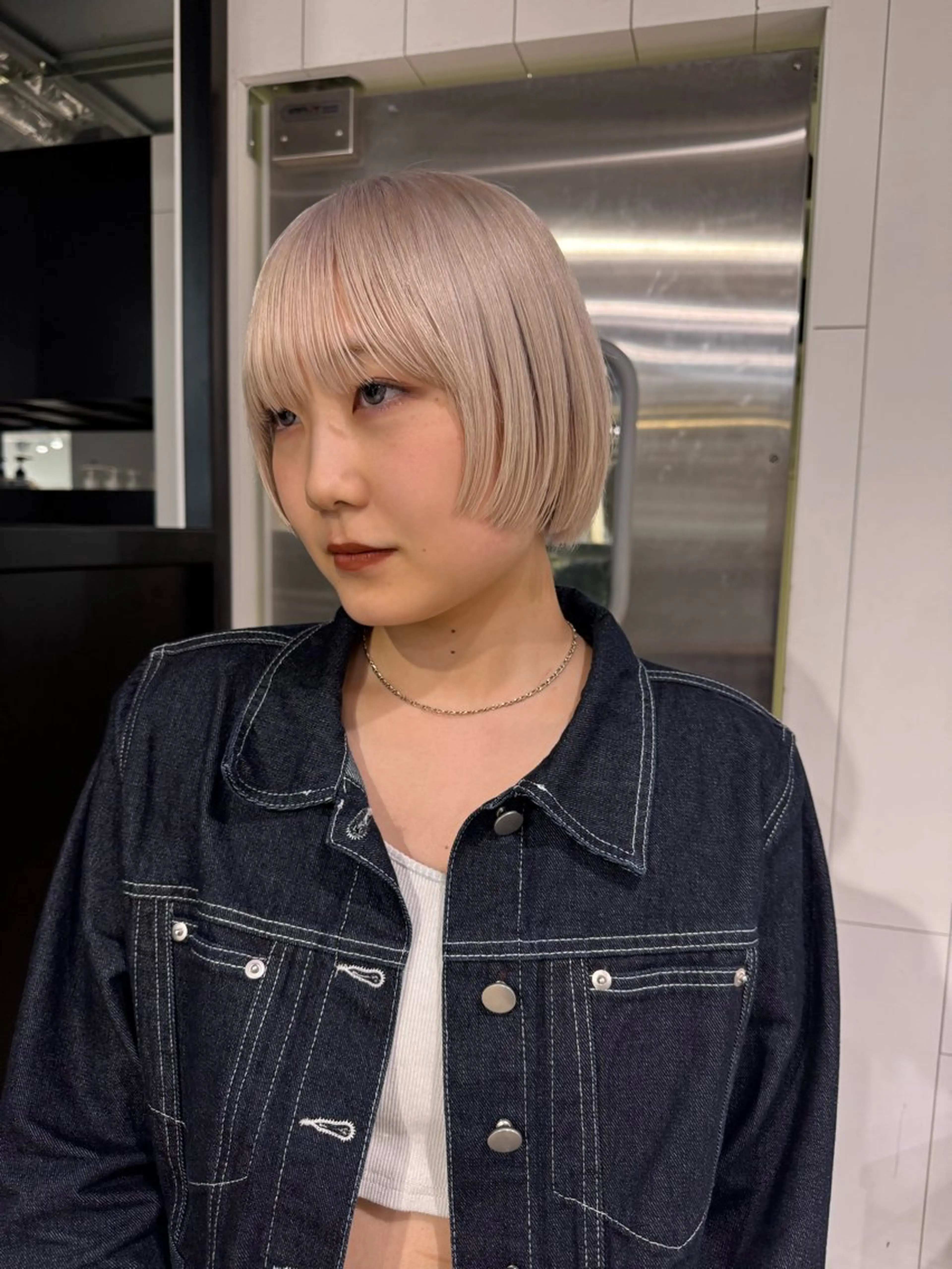 カラー ブリーチ ケアブリーチ 黒染め落とし ムラ修正　ハイトーンのヘアスタイル