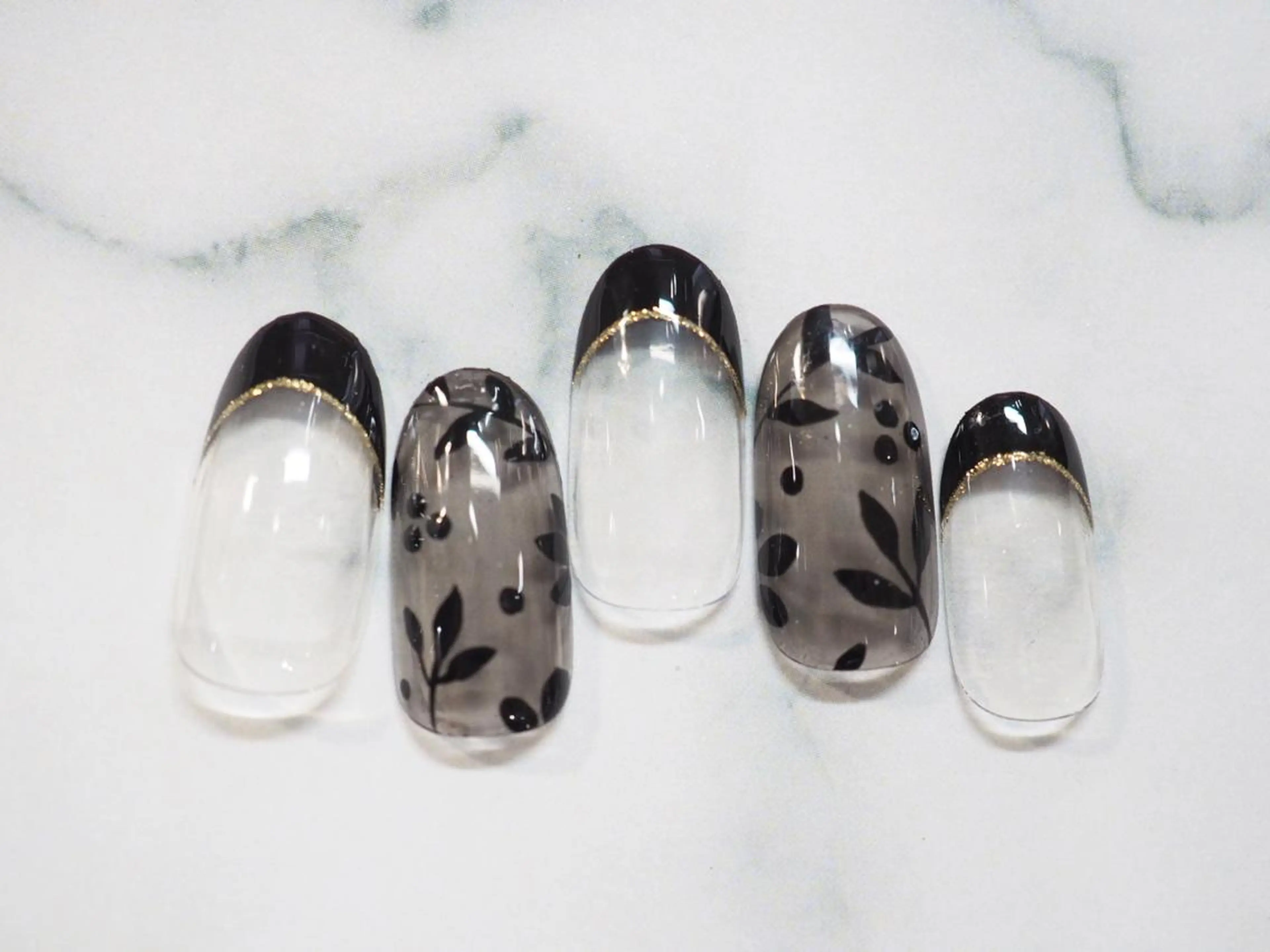 ネイル トップネイリスト Ribbon立川店のネイルデザイン