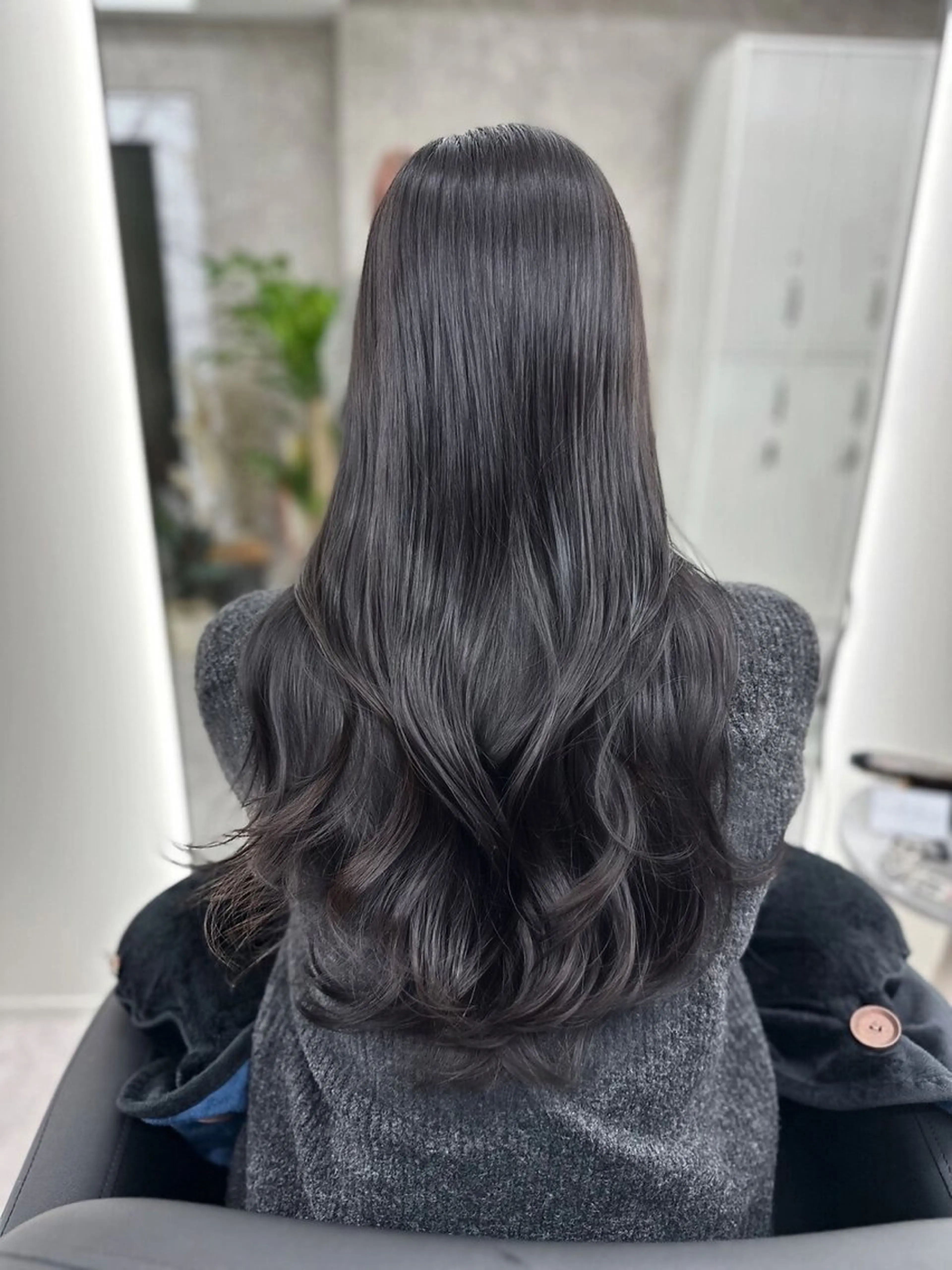 ロング カラー 透明感カラー 髪質改善 韓国風ヘア レイヤーカット Ardore大阪難波 カットカラーモデルのヘアスタイル