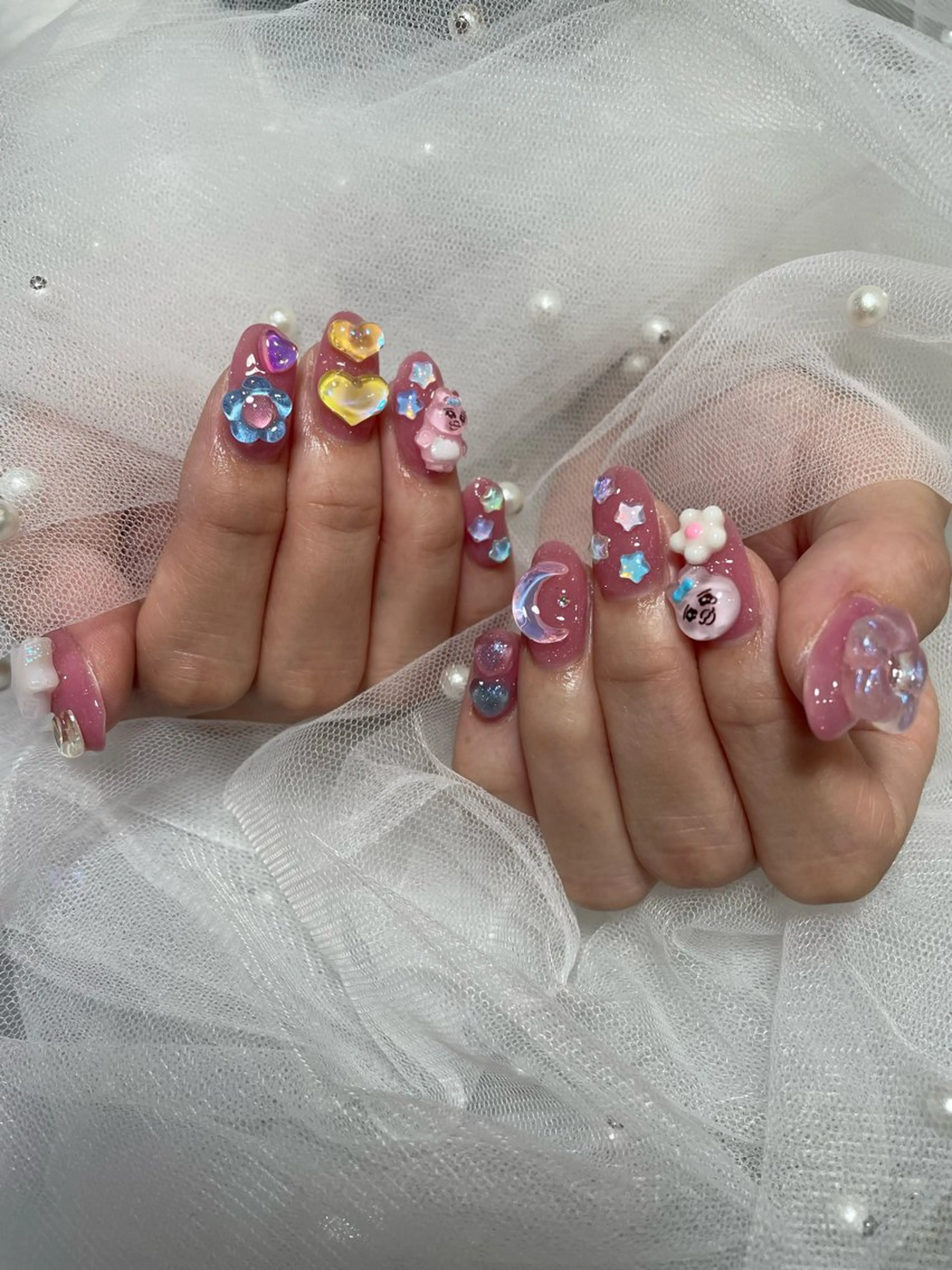 🍓パーツつけ放題コース🍓ワンカラーorラメワンカラーに店内パーツつけ放題💕持ち込みデザインOK！パラジェル使用の写真