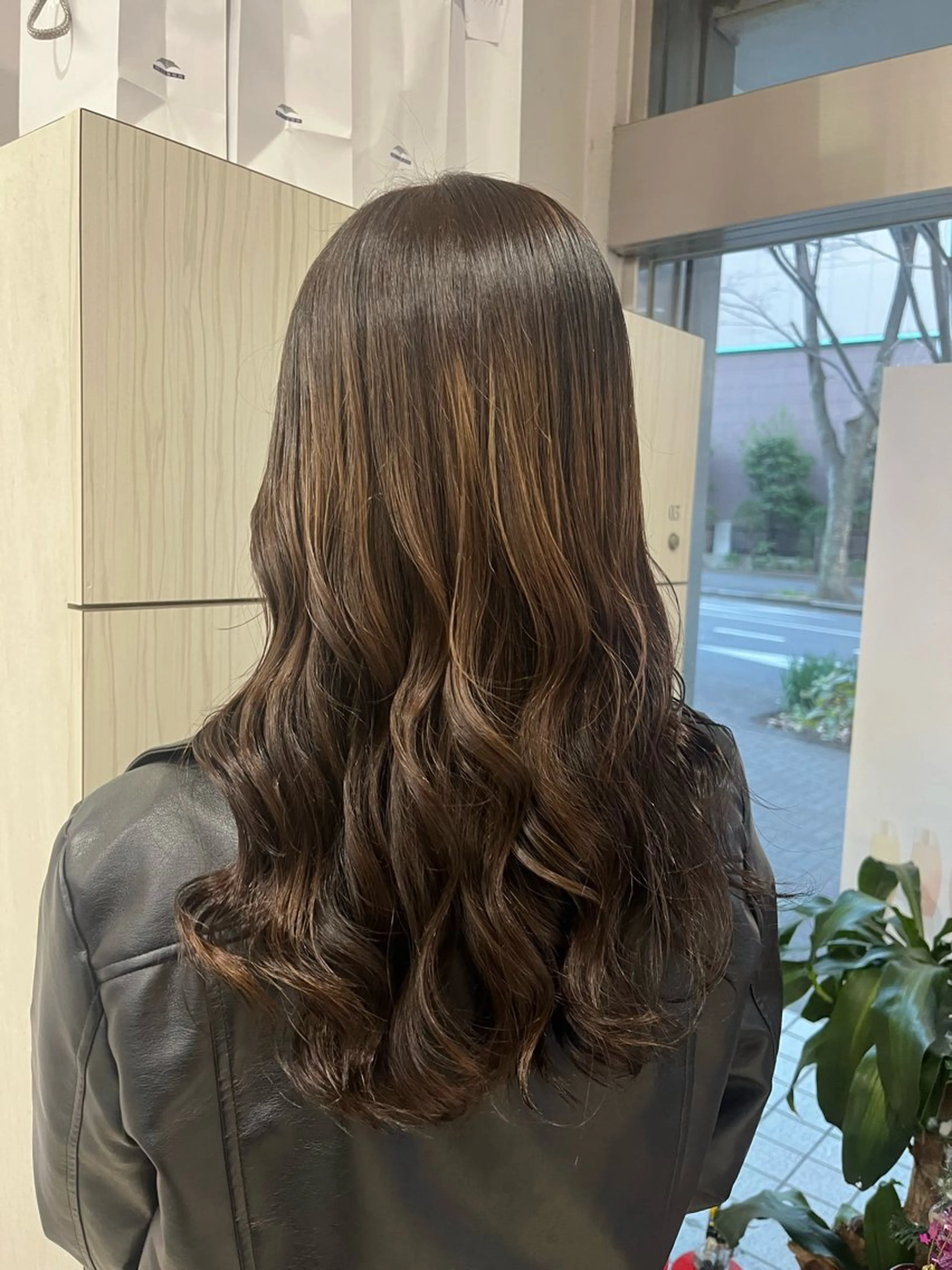 セミロング 【髪質改善カラー】 あむ·. ⟡ 🖤のヘアスタイル