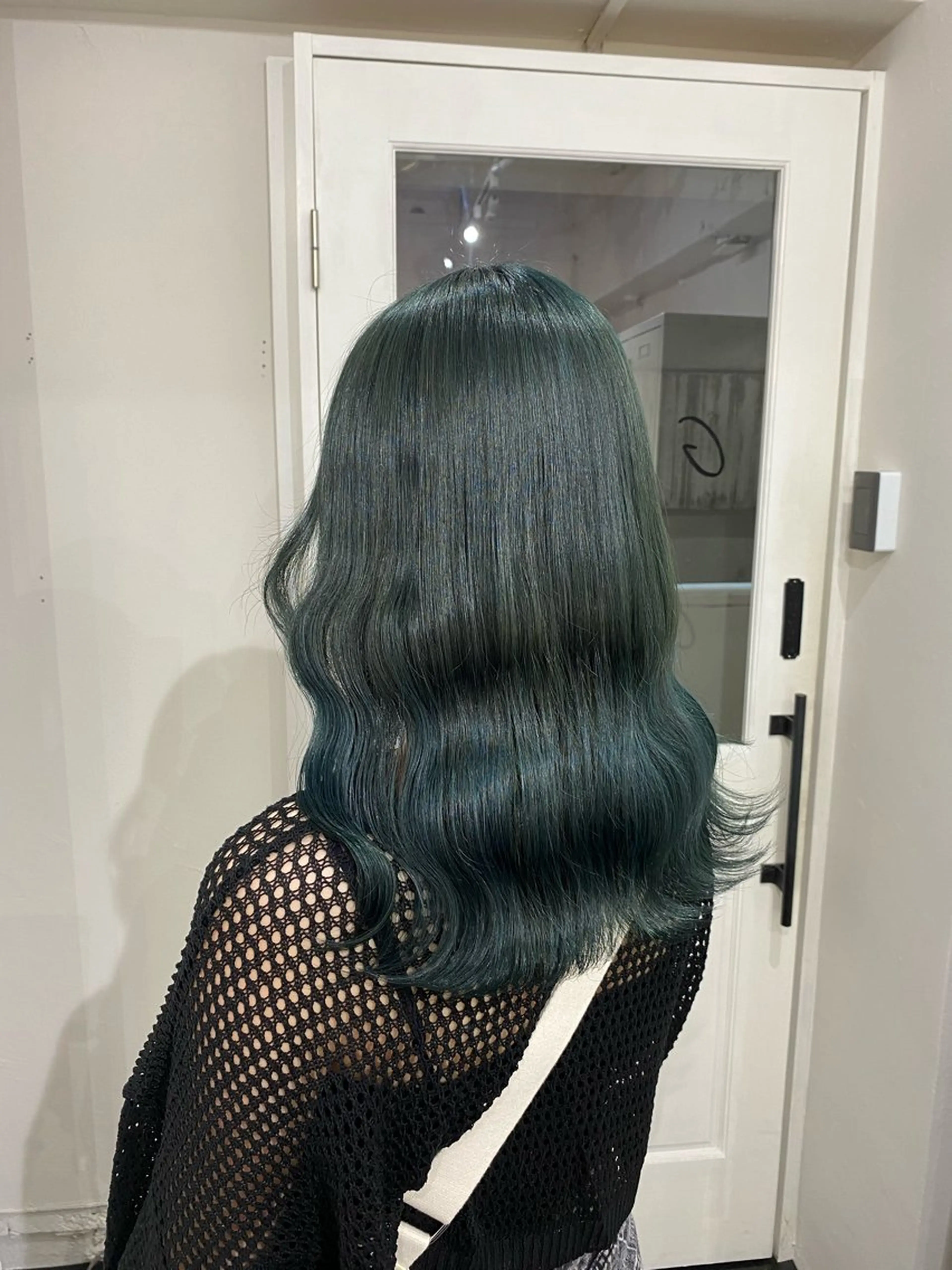 セミロング カラー ブリーチ ヘアカラー トリートメント ヘアセット 楓🦋韓国系レイヤー / 透明感カラー🤍のヘアスタイル