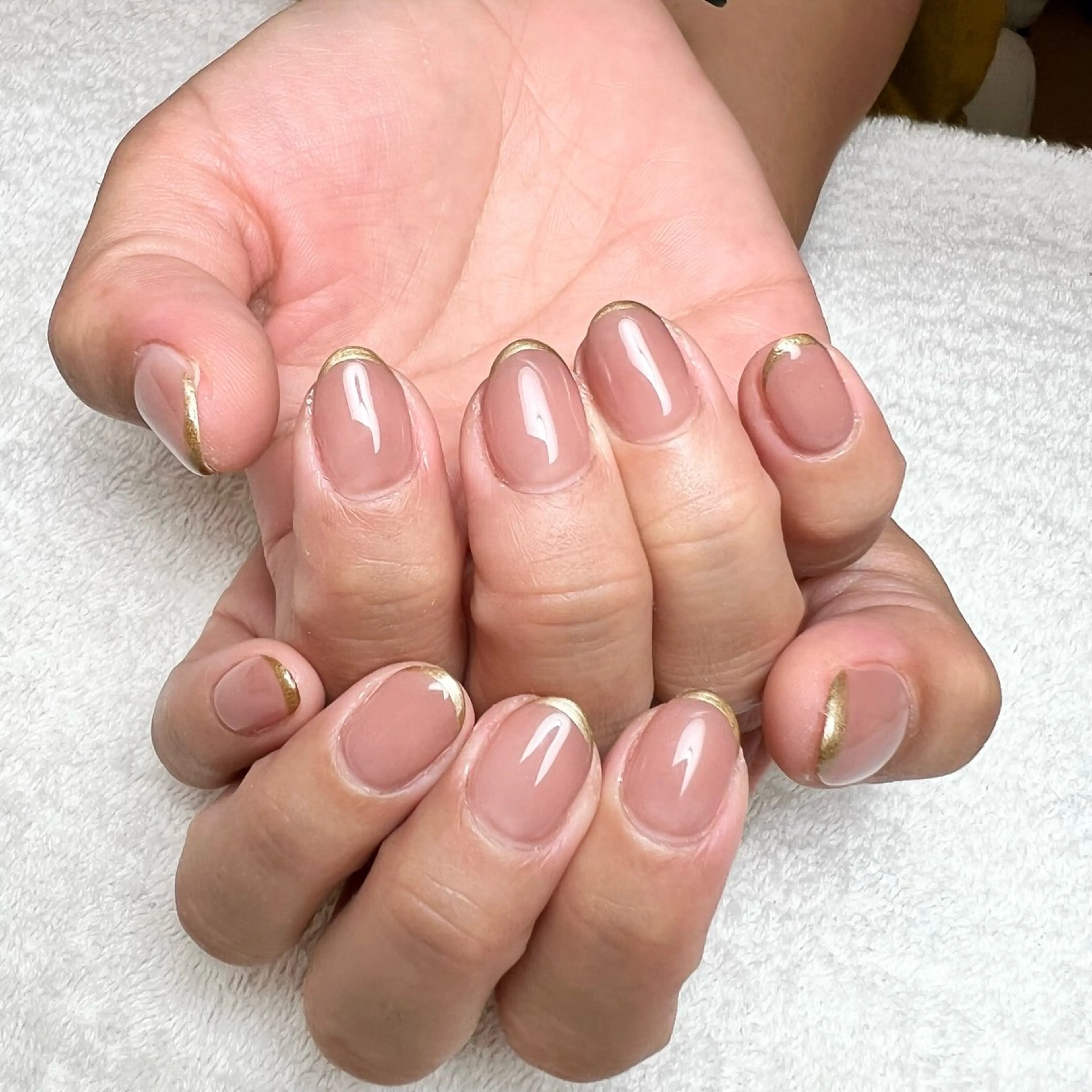 ネイル フレンチネイル シンプルネイル ハンドネイル COCO+所属・COCO +のエステ・リラクイメージ