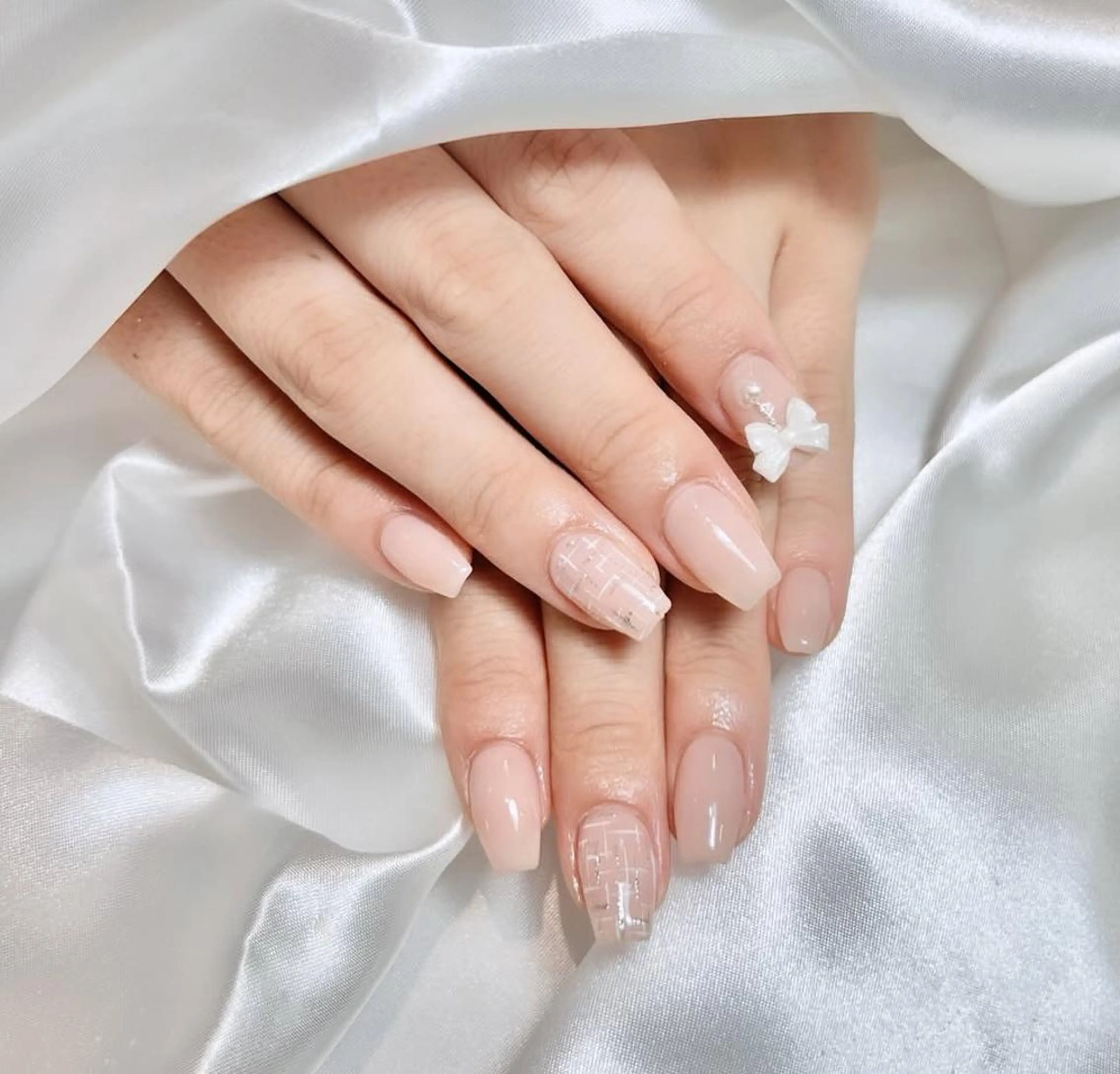 ネイル WISTERIA SAKAEのネイルデザイン