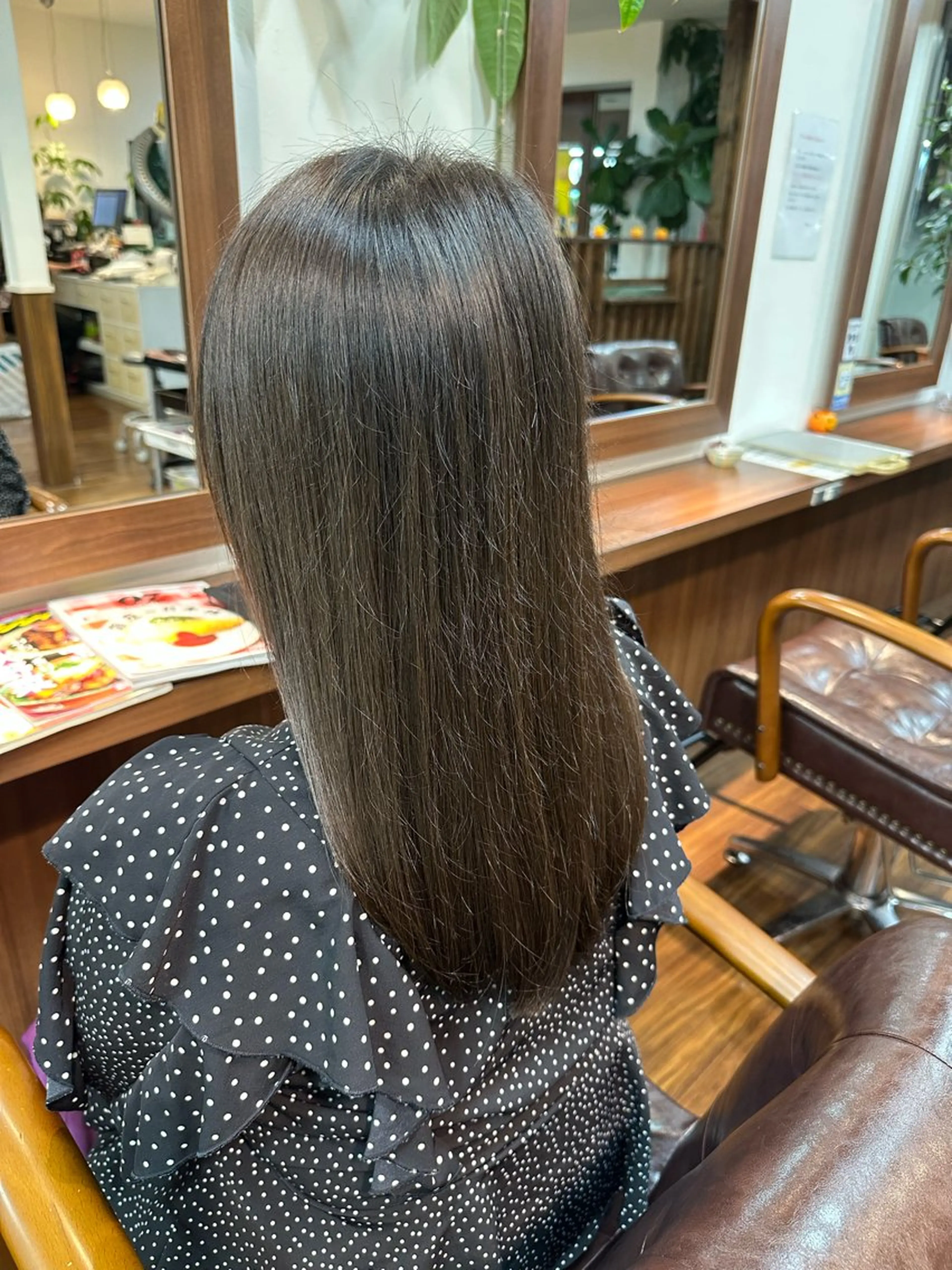 セミロング 奥田 七都海のヘアスタイル