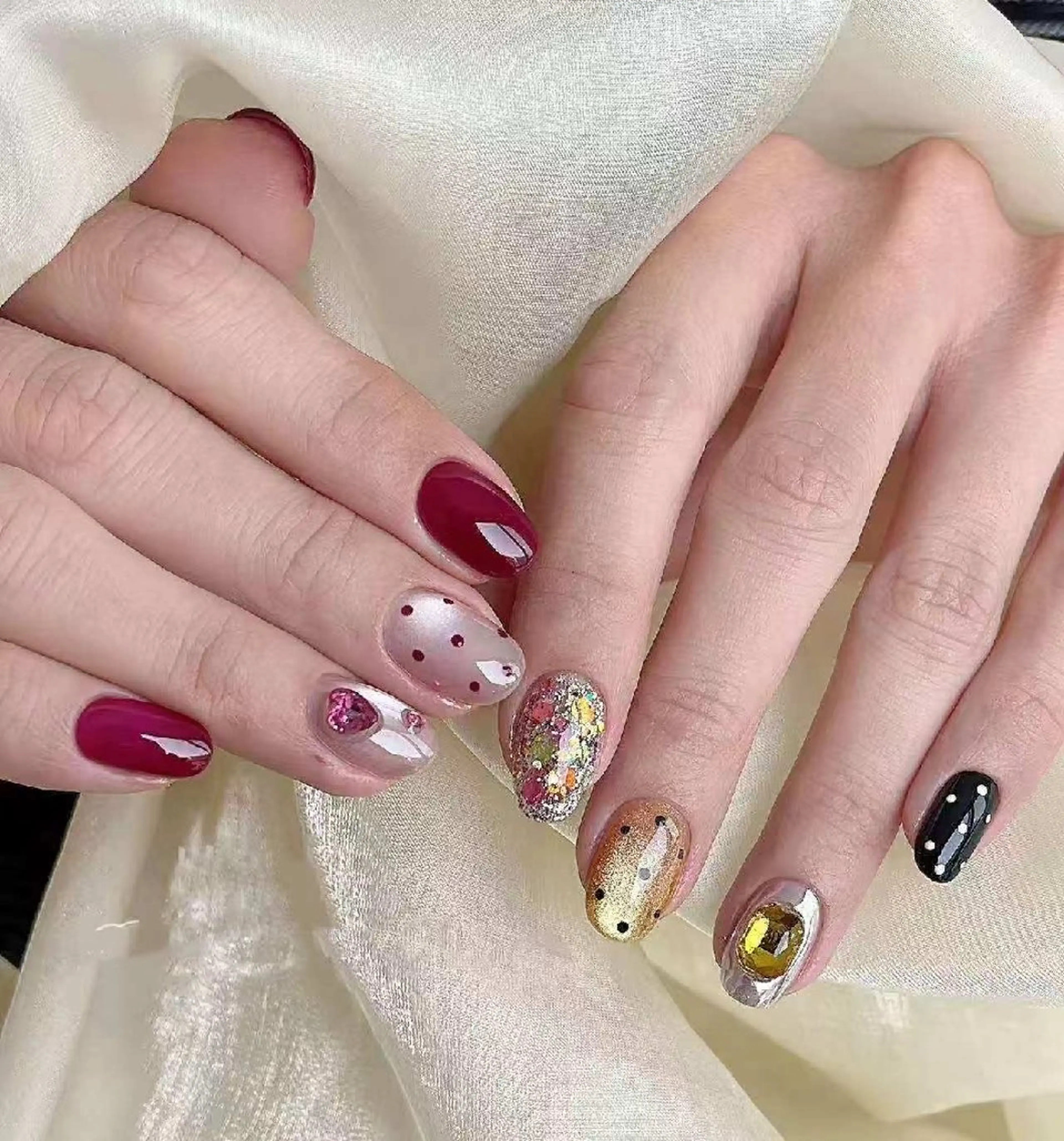 ネイル オーロラネイル フラワーネイル フットネイル フレンチネイル ジェルネイル ハンドネイル Oomiya 服部のネイルデザイン
