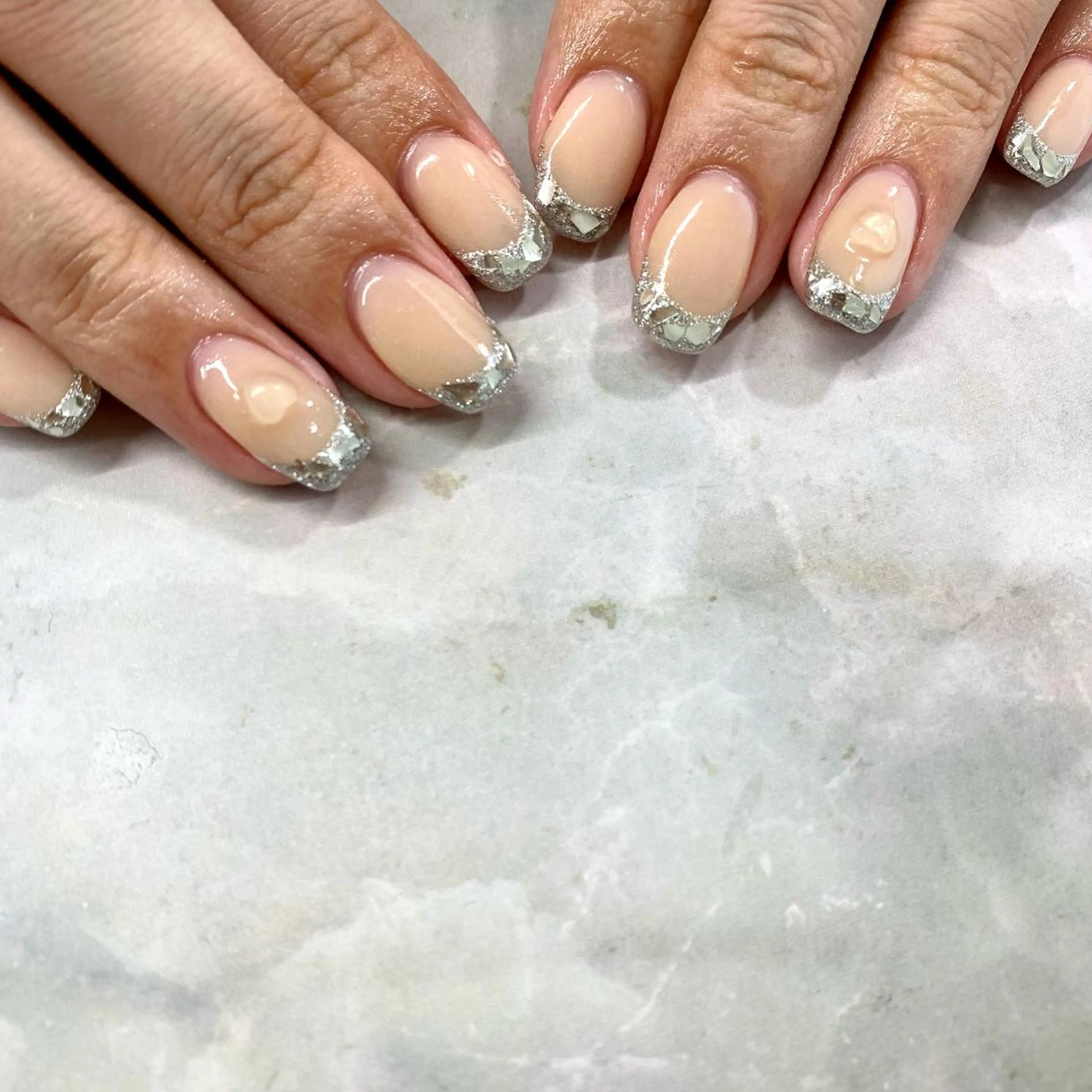 ネイル フレンチネイル ガラスフレンチ pu muのネイルデザイン