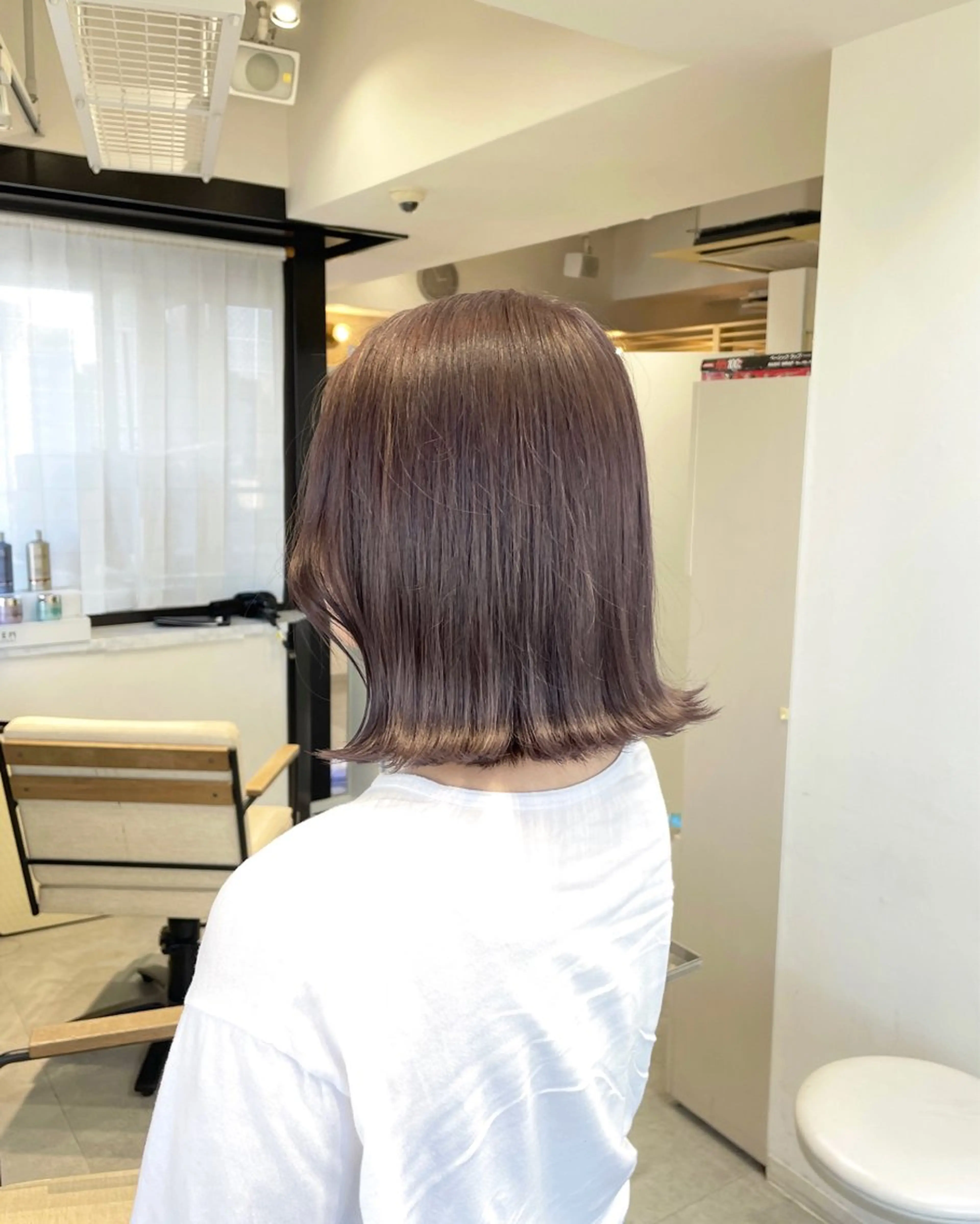 ショート カラー ブリーチ ディープラベンダー ラベンダーカラー ヘアカラー トリートメント fuka/梅田/ ミルクティーベージュのヘアスタイル
