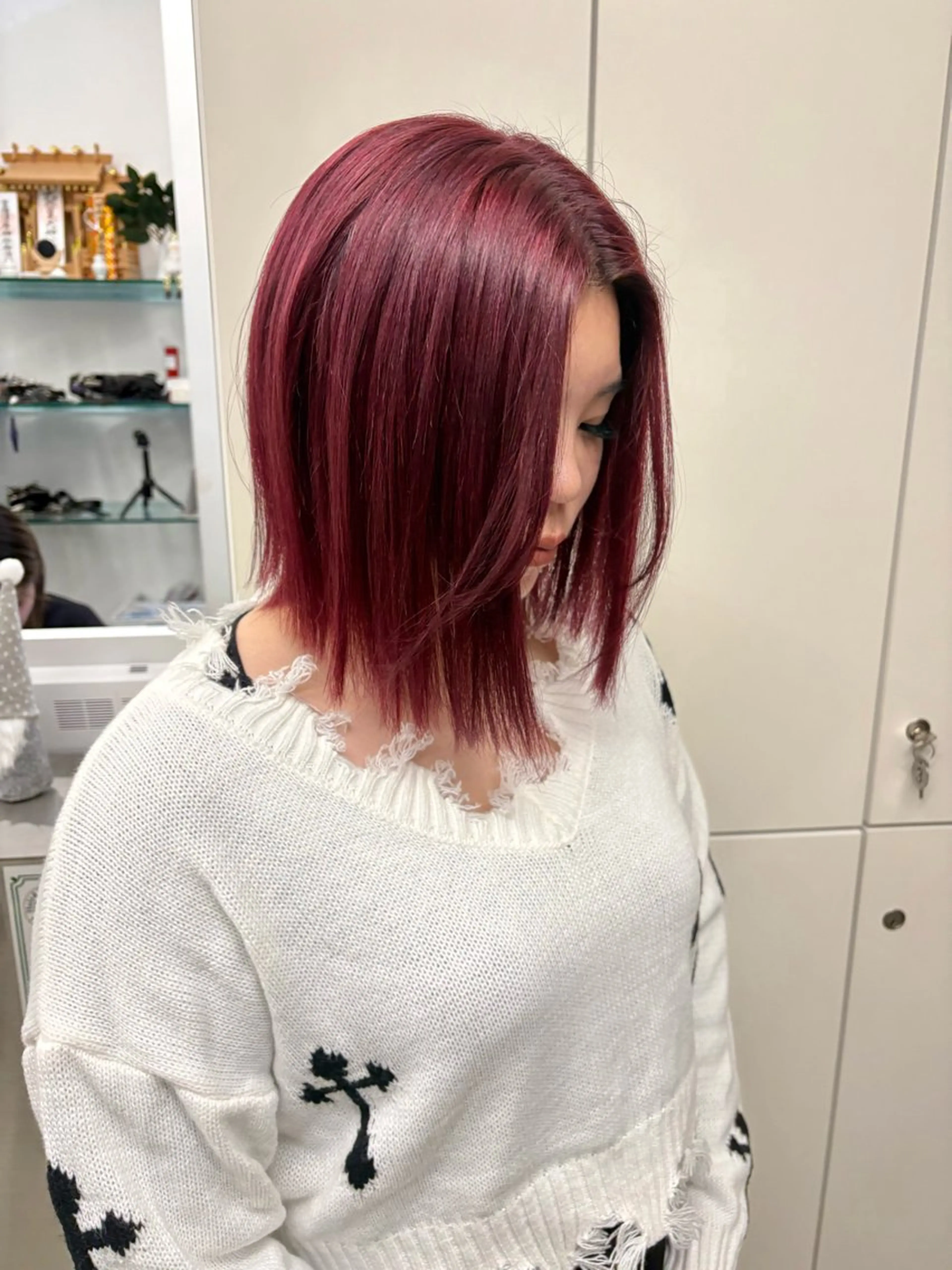 ショート カラー 透明感カラー レッドカラー カット ヘアカラー LOMARLIE / 𝐂𝐇𝐈𝐊𝐀のヘアスタイル