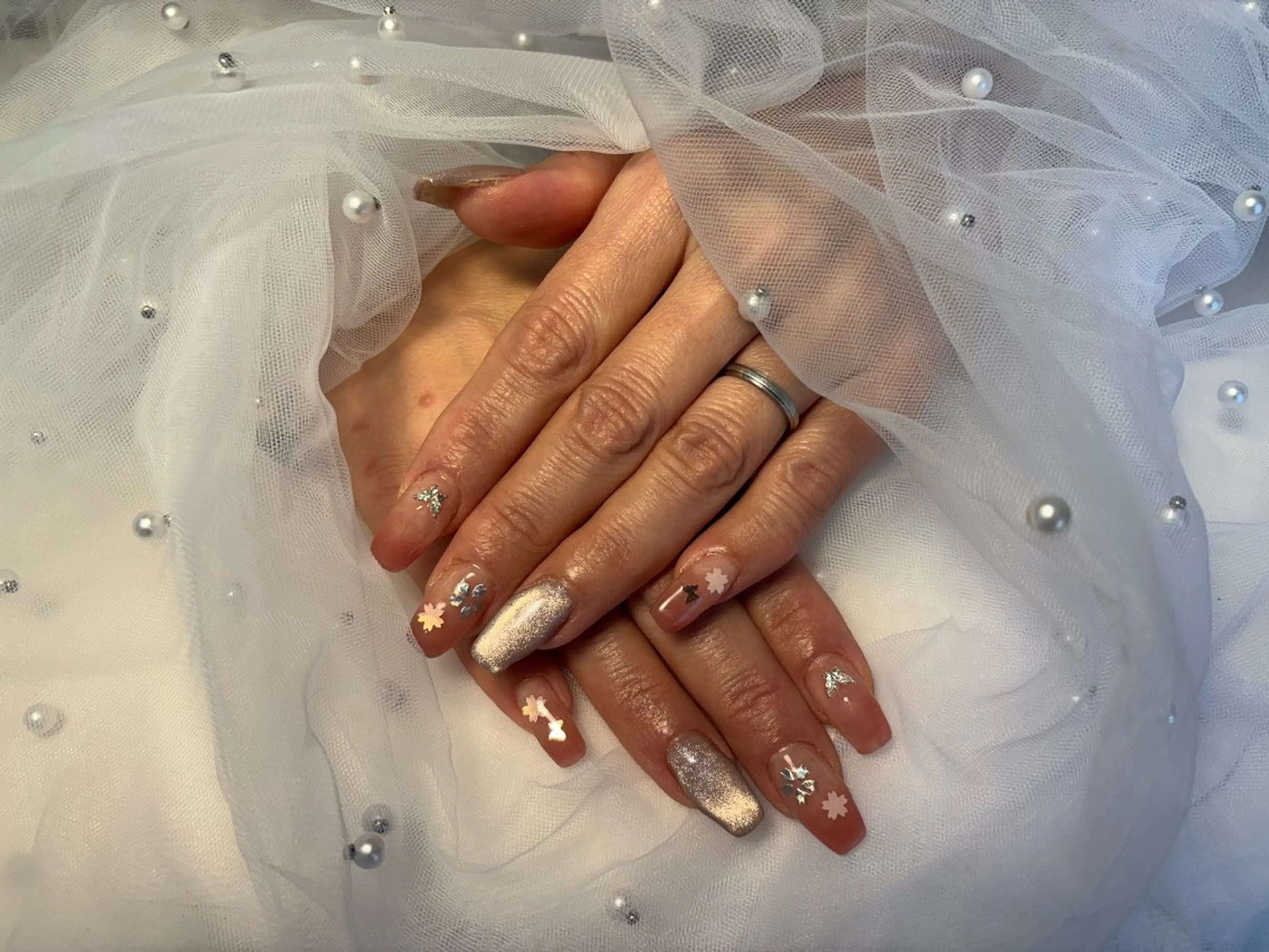 ネイル フラッシュネイル フットネイル フレンチネイル ジェルネイル ガラスフレンチ Nail salon Natulalのネイルデザイン