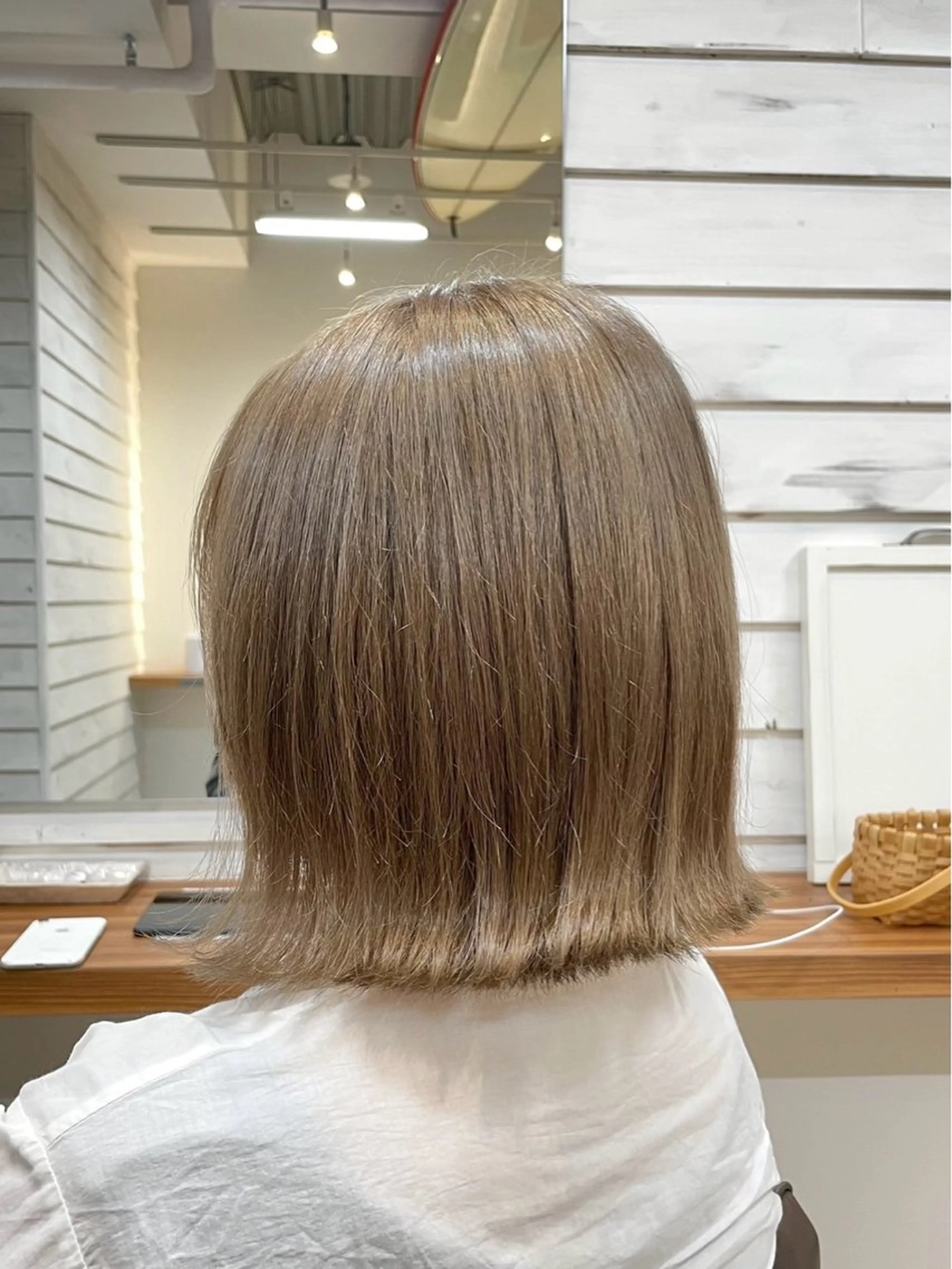 ミディアム カット 大谷 歩未のヘアスタイル