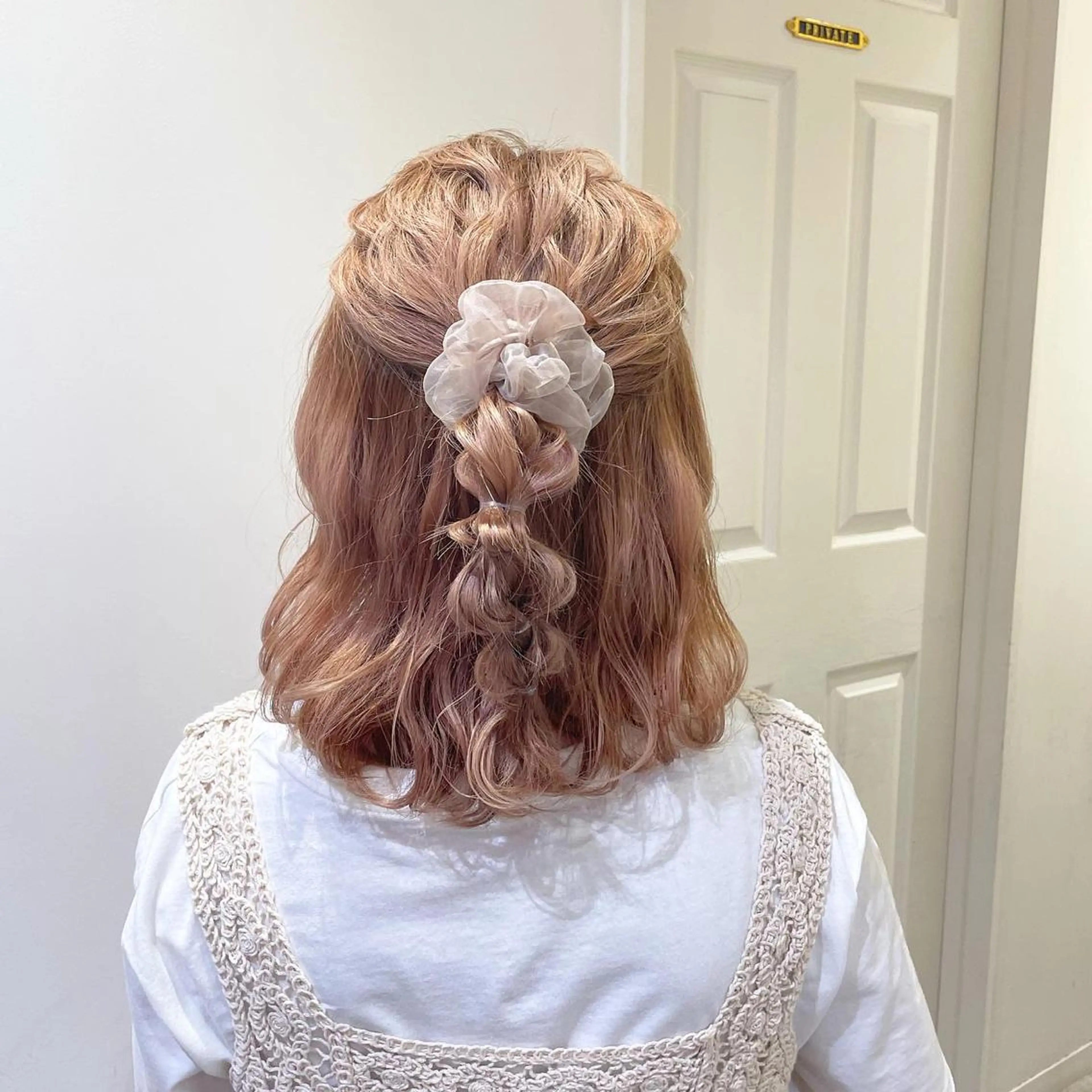 ミディアム ヘアアレンジ ハーフアップ ボブ エクステ/ハイトーン 🐏☁️miminaのヘアスタイル